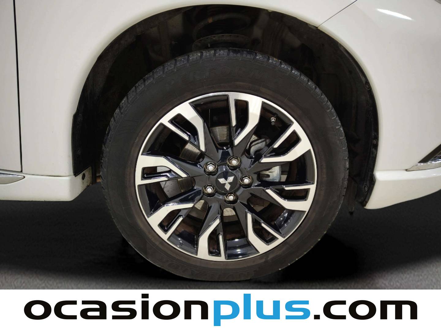 Foto Mitsubishi Outlander Mitsubishi Outlander 2.0 PHEV Kaiteki 4WD Auto (203 CV)