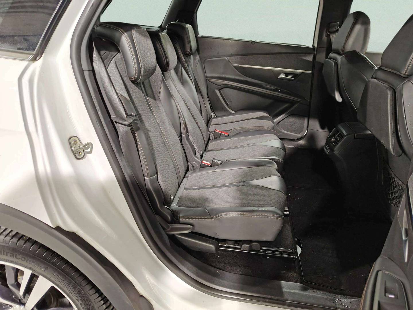 Foto Peugeot 5008 Peugeot 5008 BlueHDI 120 S&S GT Line (120 CV) 7 Plazas