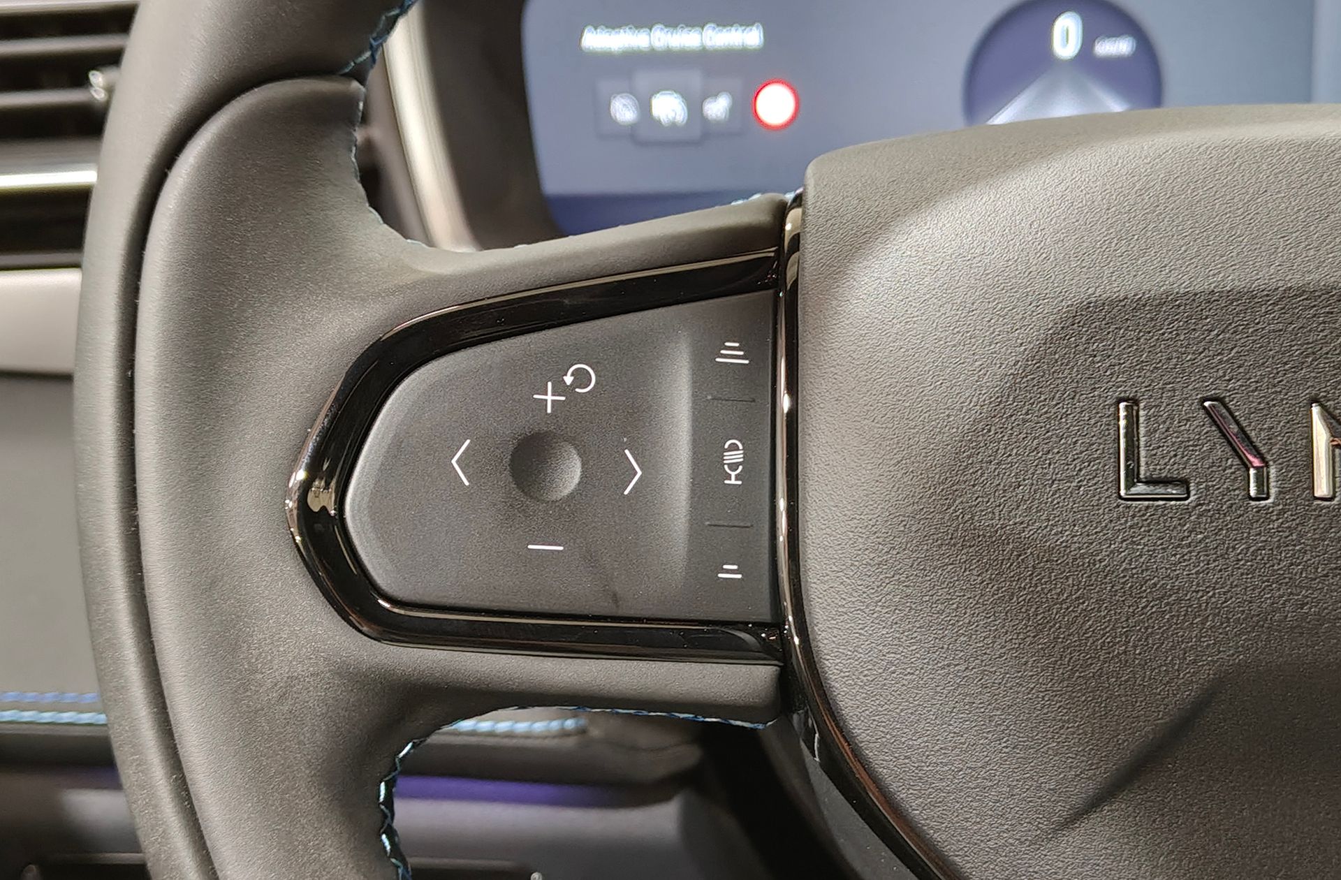 Lynk & Co 01 1.5 PHEV - foto 32