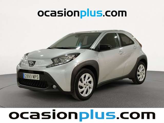 Toyota Aygo X Cross 1.0 VVT-I Play (72 CV) de segunda mano