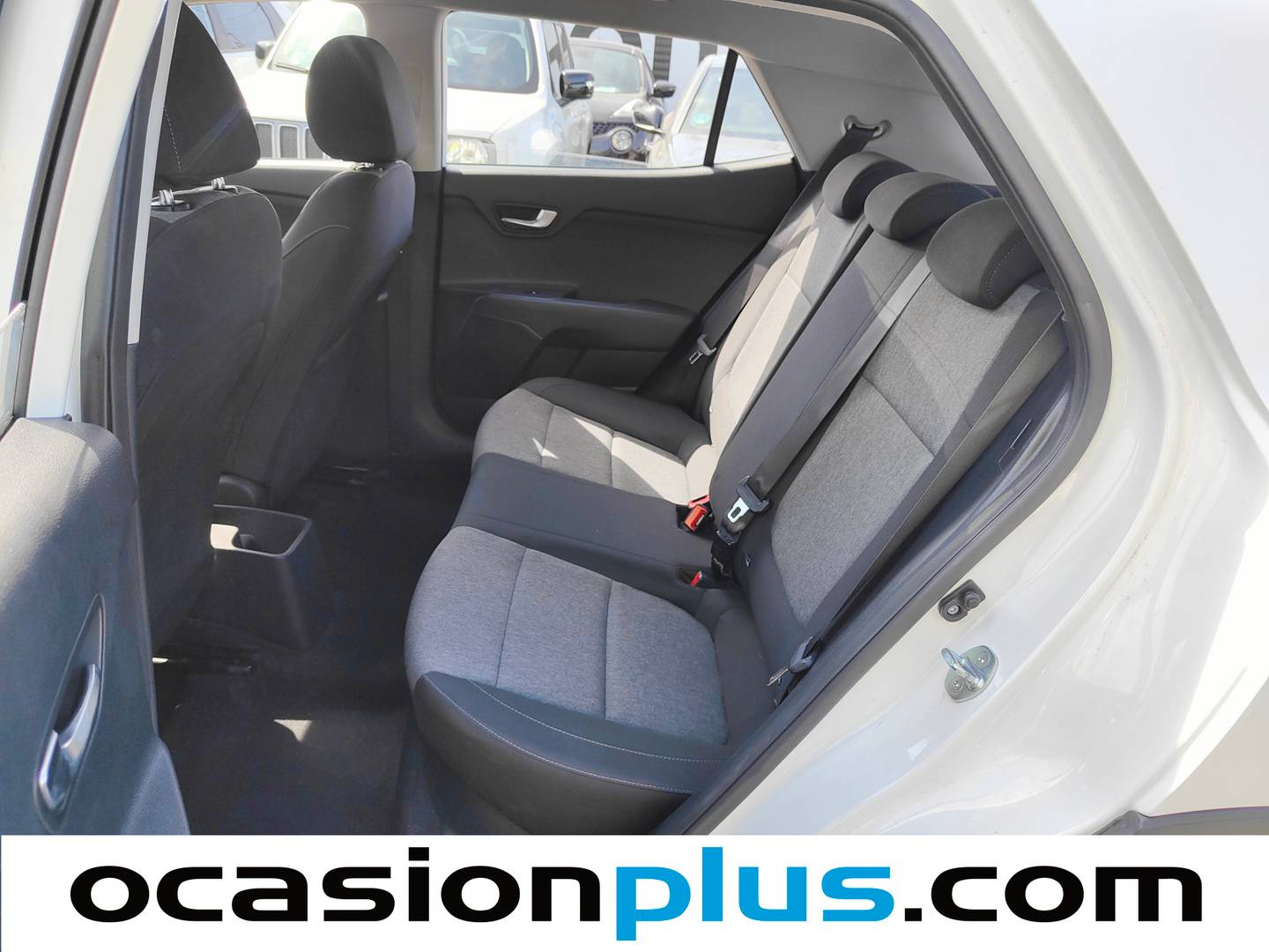 Foto asientos traseros KIA Stonic KIA Stonic Stonic 1.0 T-GDi Drive (100 CV)