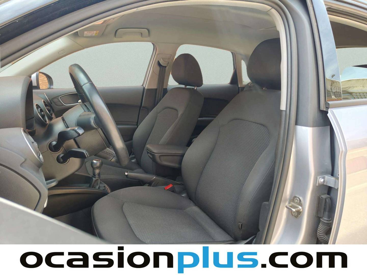 Foto asientos delanteros Audi A1 Audi A1 Sportback Attraction 1.6 TDI (116 CV)