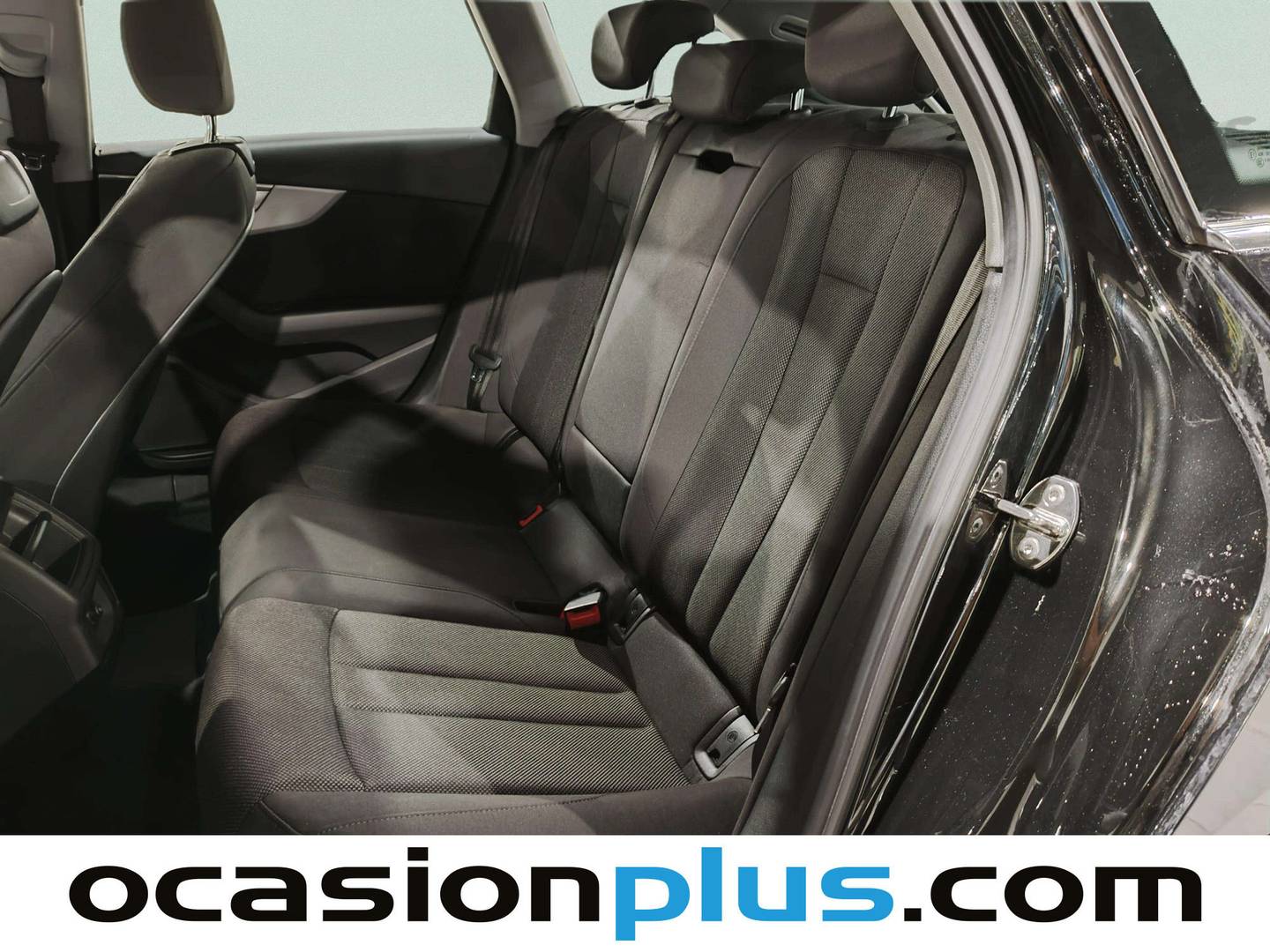 Foto asientos traseros Audi A4 Audi A4 Avant Advanced 35 TFSI (150 CV) S tronic
