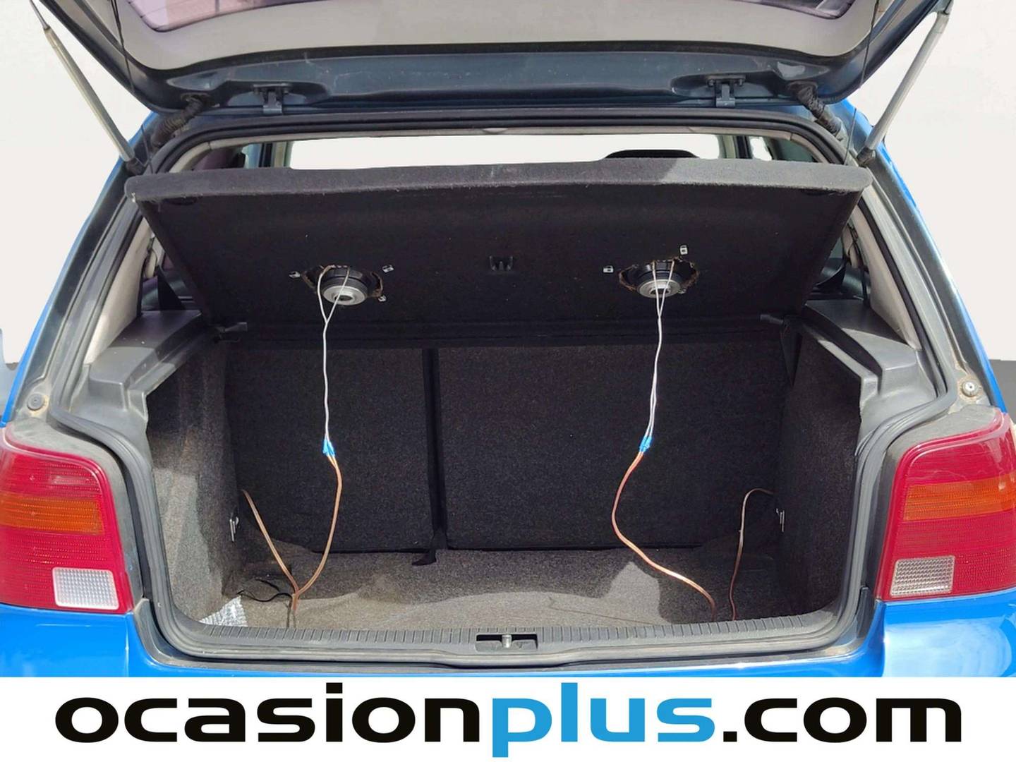 Fotos maletero Volkswagen Golf Volkswagen Golf Conceptline 1.9 TDI (100 CV)