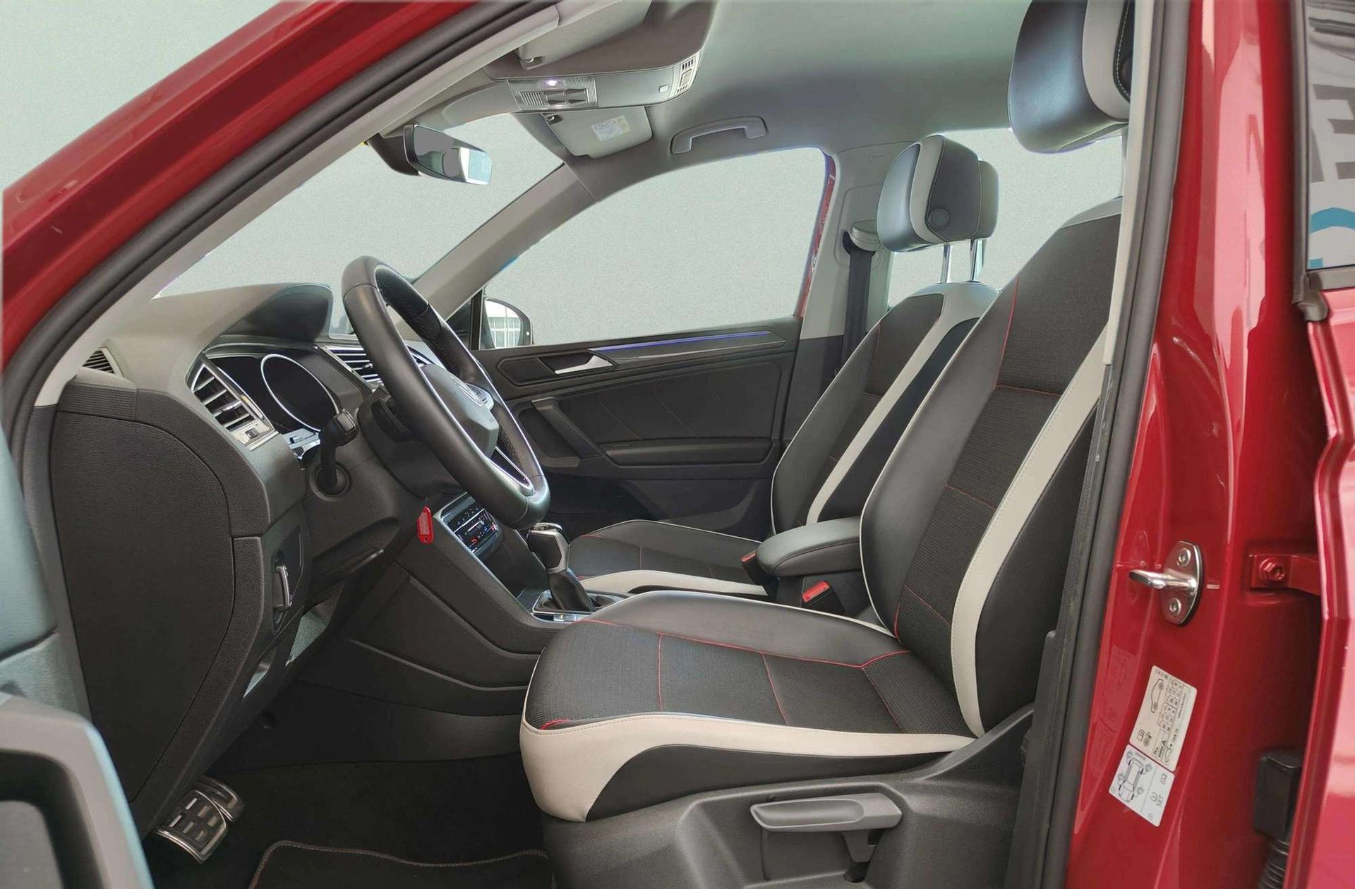 Volkswagen Tiguan Urban Sport 1.5 TSI DSG - foto 15
