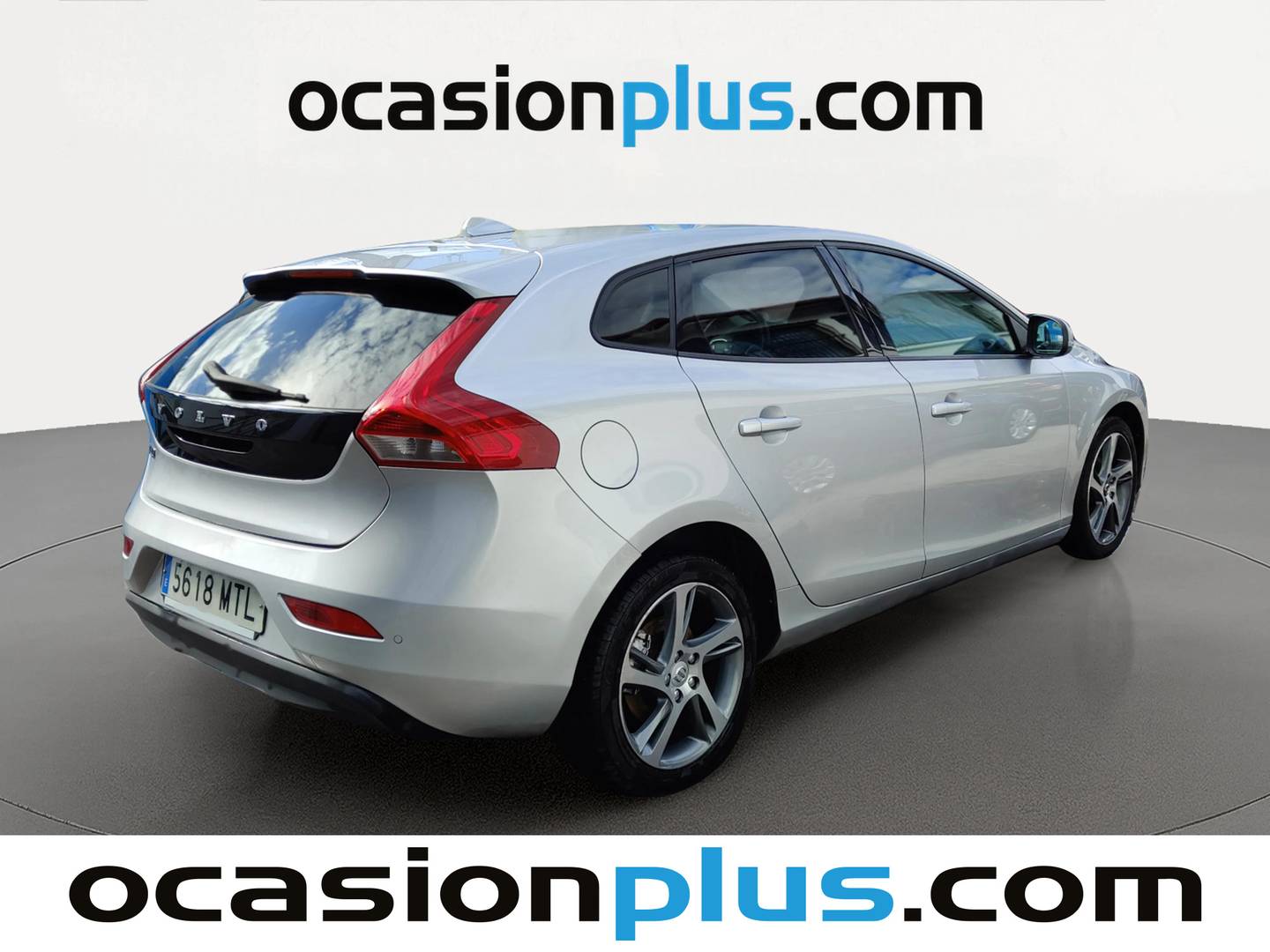 Foto trasera Volvo V40 Volvo V40 D2 Momentum (120 CV) derecha