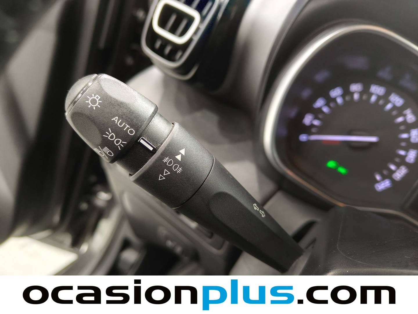 Foto Citroën C3 Aircross Citroen C3 Aircross PureTech 130 Shine Pack EAT6 (131 CV)