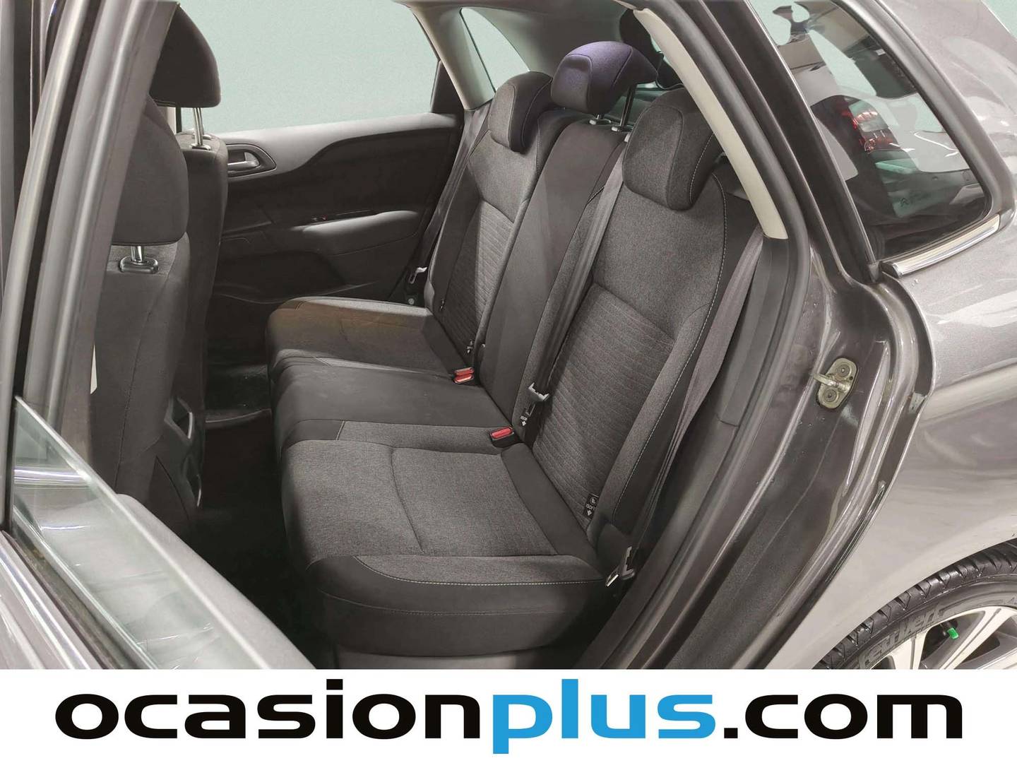 Foto asientos traseros Citroën C4 Citroën C4 PureTech 130 S&S Feel Edition (130 CV)