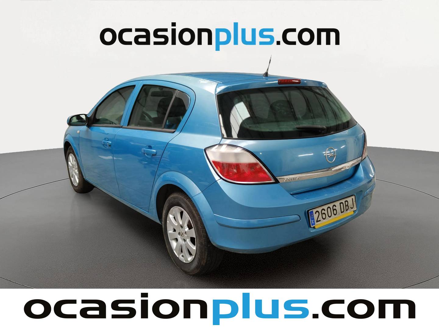 Foto trasera Opel Astra Opel Astra 1.4 Essentia (90 CV) izquierda