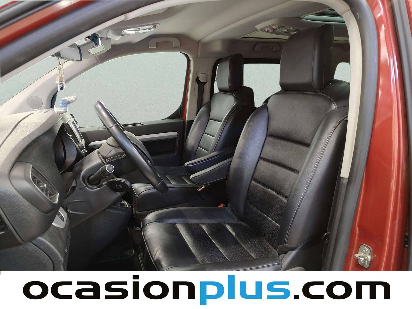 Foto asientos delanteros Peugeot Traveller Peugeot Traveller BlueHDi 150 Allure Standard (150 CV) 9 Plazas