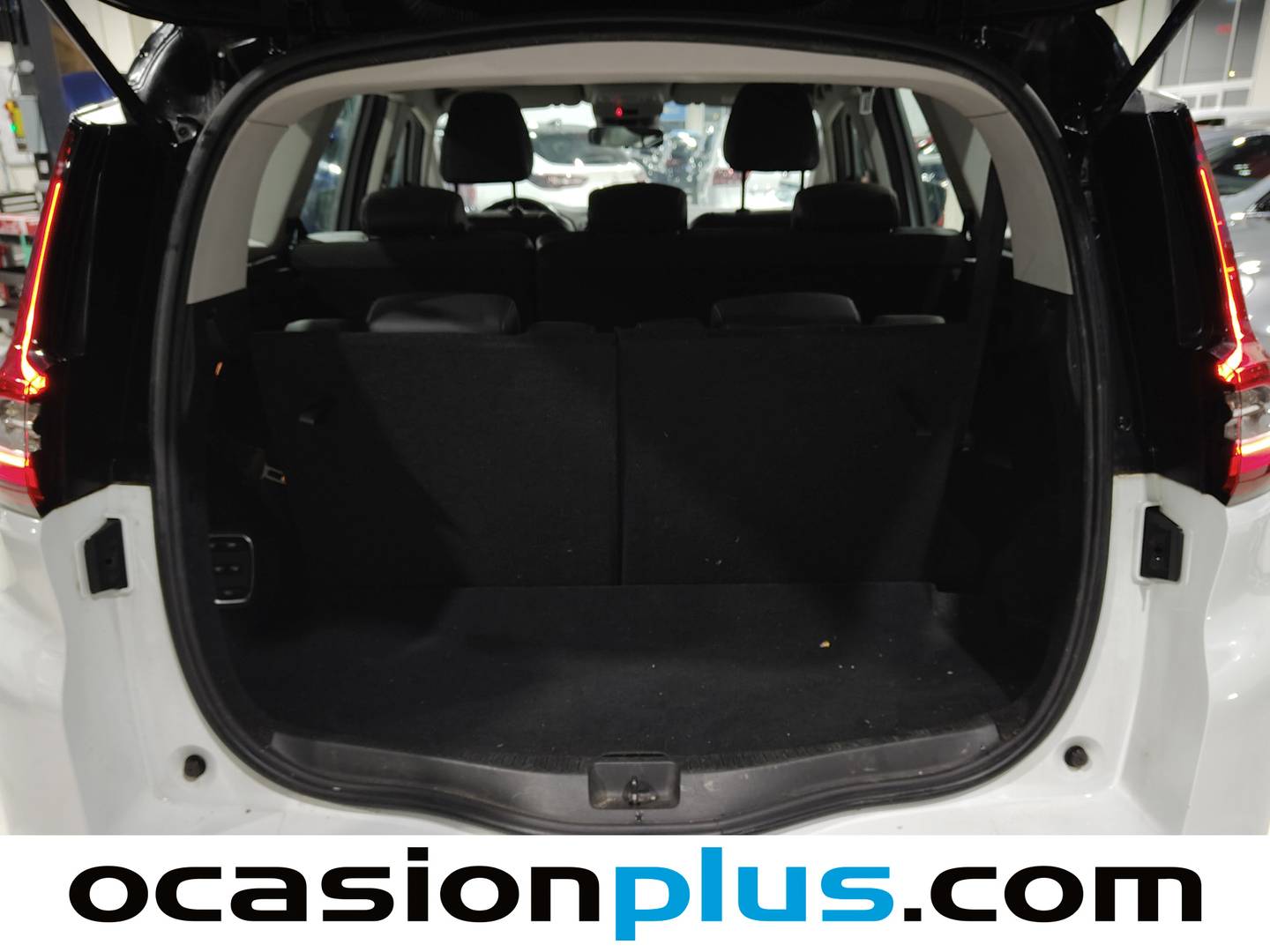 Foto Renault Grand Scénic Renault Grand Scenic Zen Energy TCe (140 CV) 7 Plazas