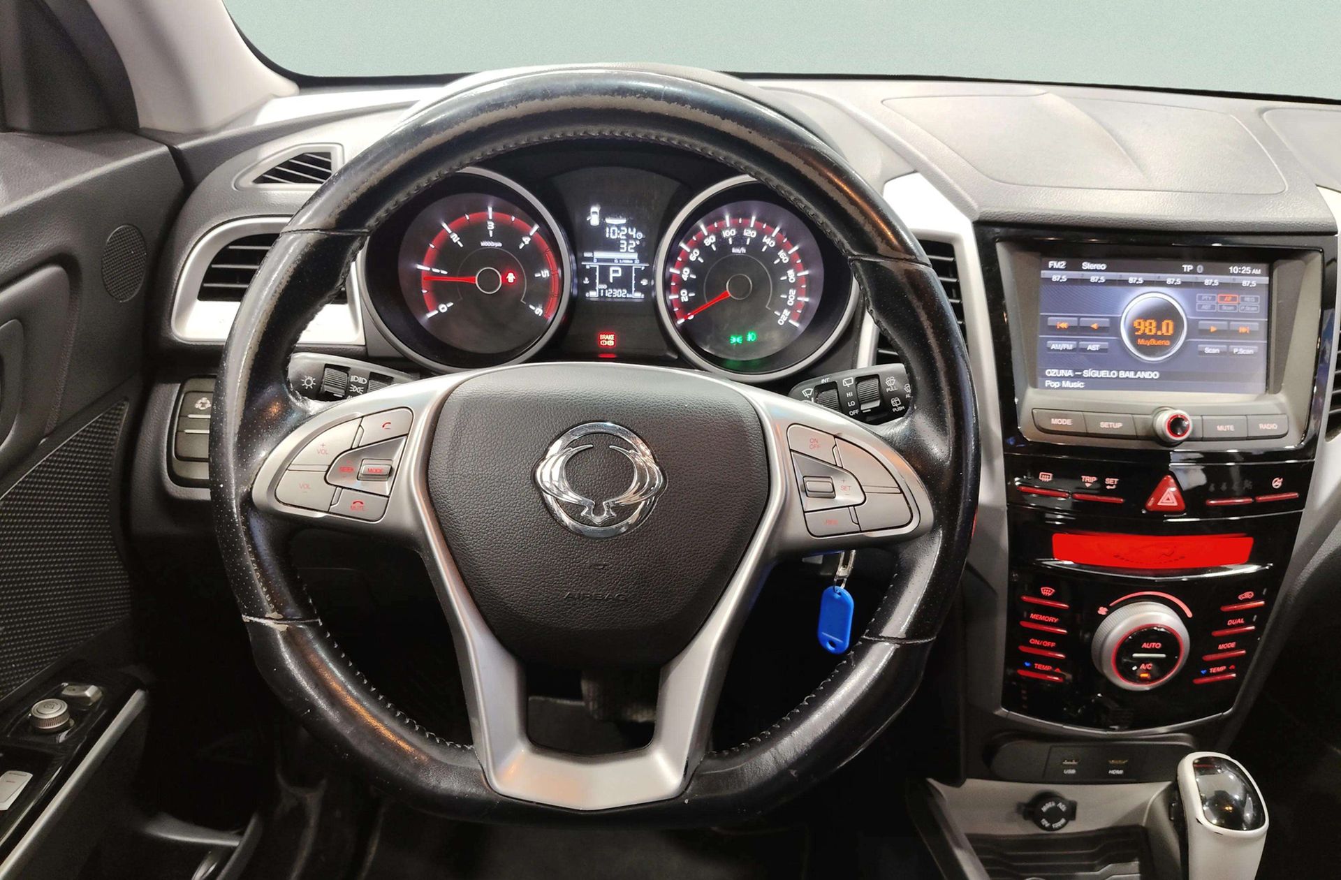 SsangYong Tivoli 1.6 D16T Limited 4x2 - foto 18