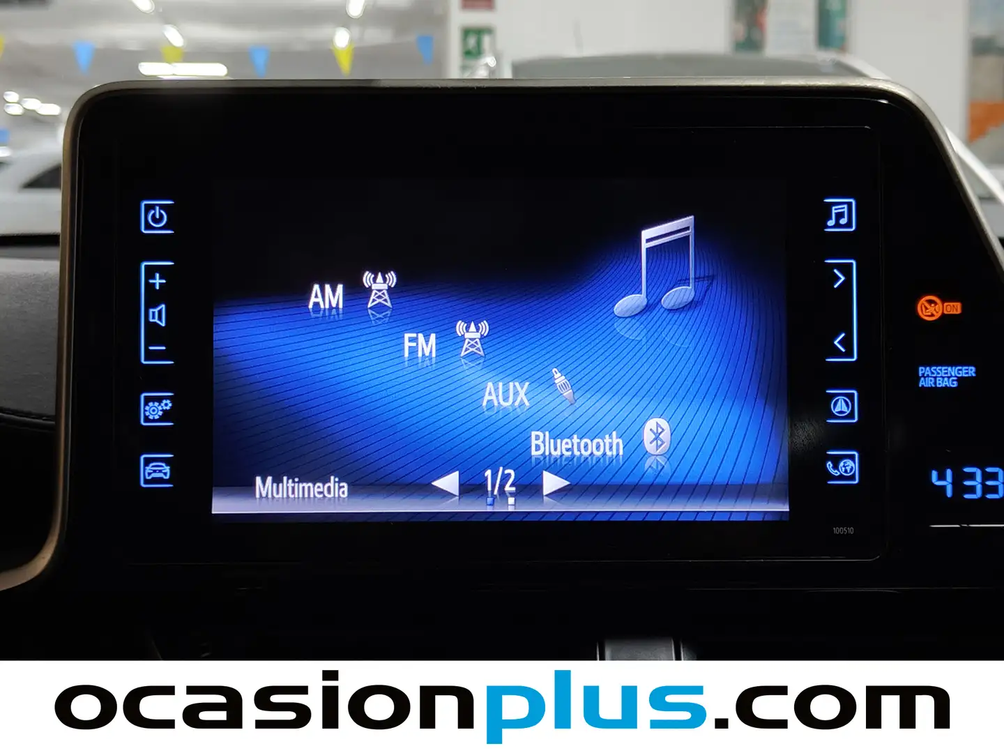 Foto Toyota C-HR Toyota C-HR 1.8 125H Advance (122 CV)