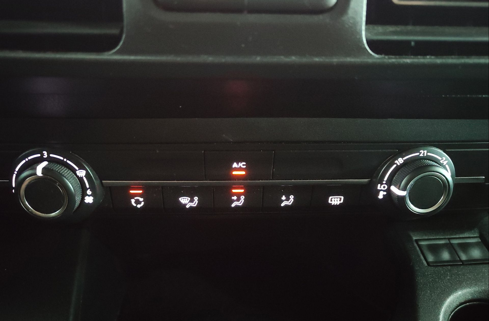 Citroën Berlingo BlueHDi 130 Talla XL Feel Pack - foto 26