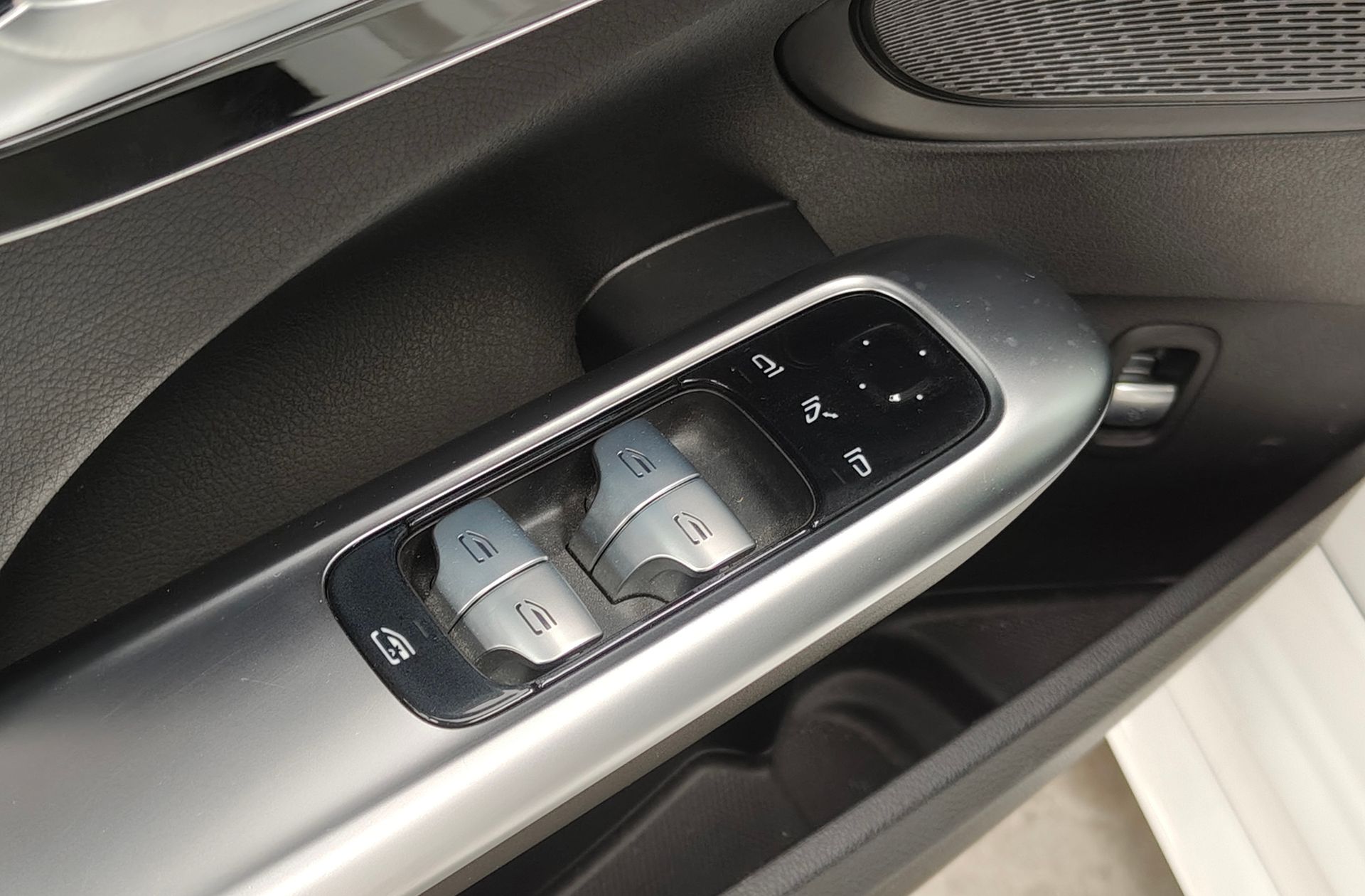 Mercedes-Benz Clase C 200 d Pack AMG - foto 40