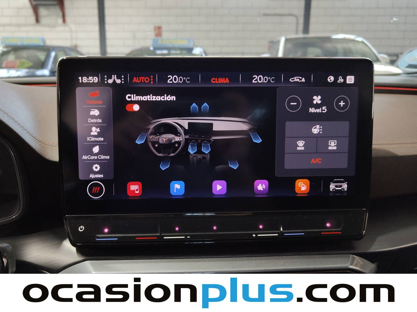 Foto Cupra Formentor CUPRA Formentor 2.5 TSI VZ5 Taiga Grey 4Drive DSG (390 CV)