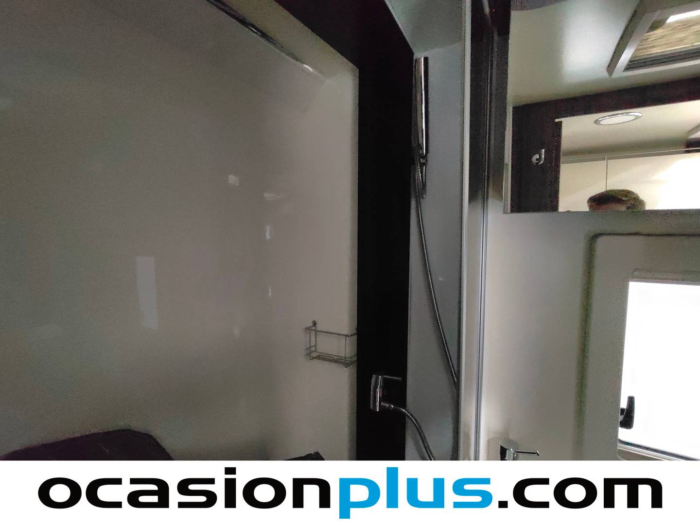 Extras del Benimar Tessoro Benimar Tessoro 2.2D 481 (170 CV ) 4 Plazas