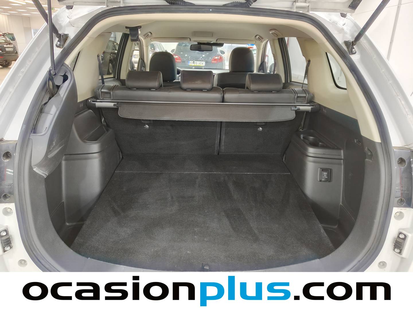 Foto Mitsubishi Outlander Mitsubishi Outlander 2.0 PHEV Kaiteki 4WD Auto (203 CV)