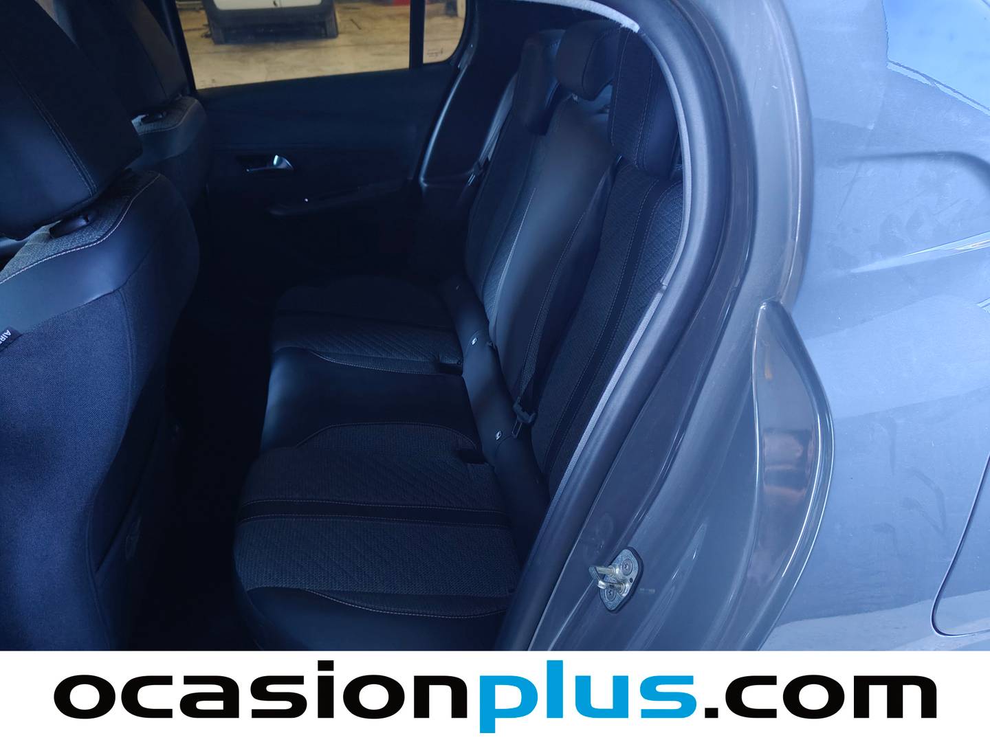 Foto asientos traseros Peugeot 208 Peugeot 208 PureTech 100 Allure (100 CV)