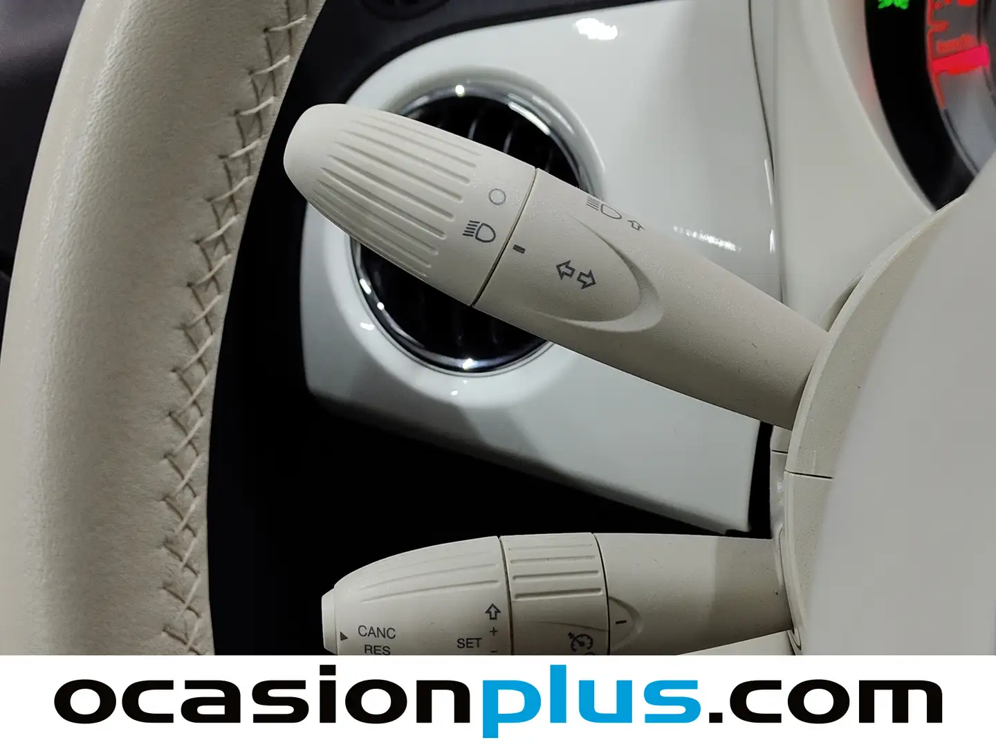 Foto Fiat 500 Fiat 500 1.2 8v Lounge (69 CV)