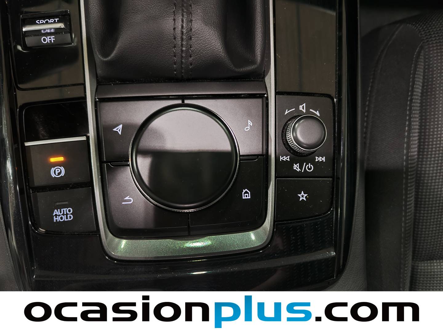 Foto Mazda CX-30 Mazda CX-30 2.5 e-Skyactive G MHEV Prime-Line AT (140 CV)