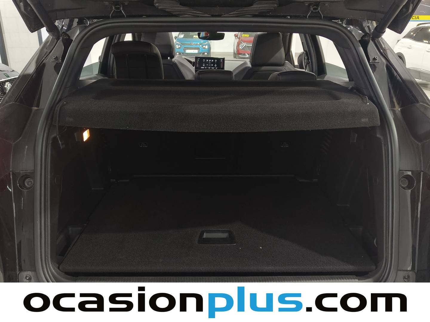 Foto Peugeot 3008 Peugeot 3008 PureTech 130 S&S GT EAT8 (130 CV)