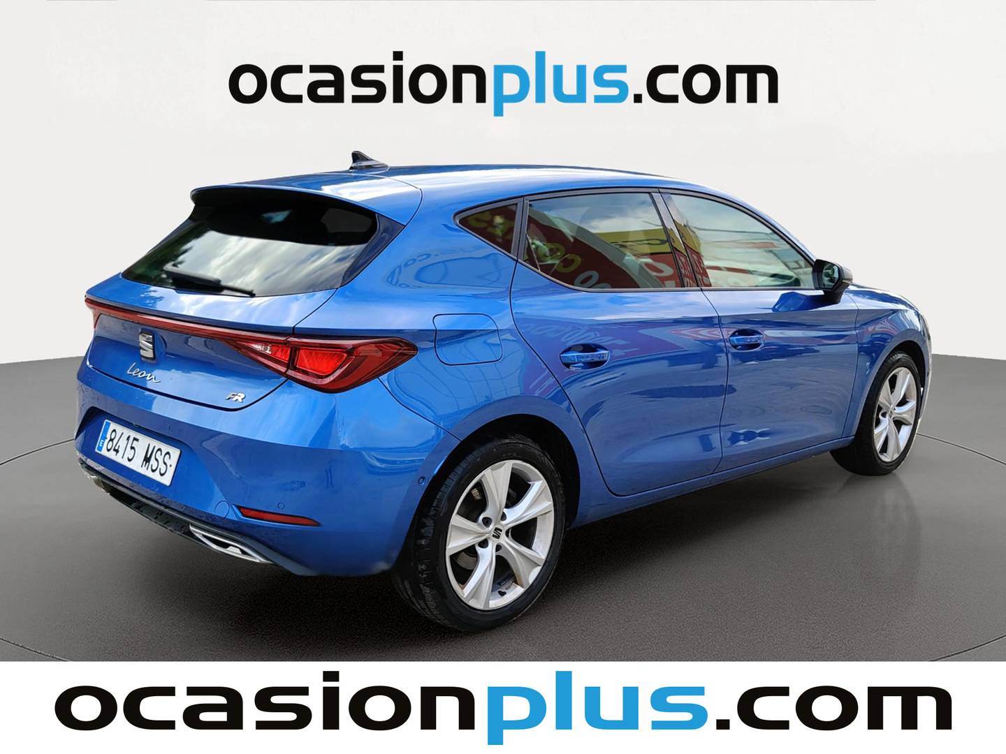 Foto trasera Seat León Seat León 1.0 eTSI S&S FR 25 Aniversario DSG (110 CV) derecha