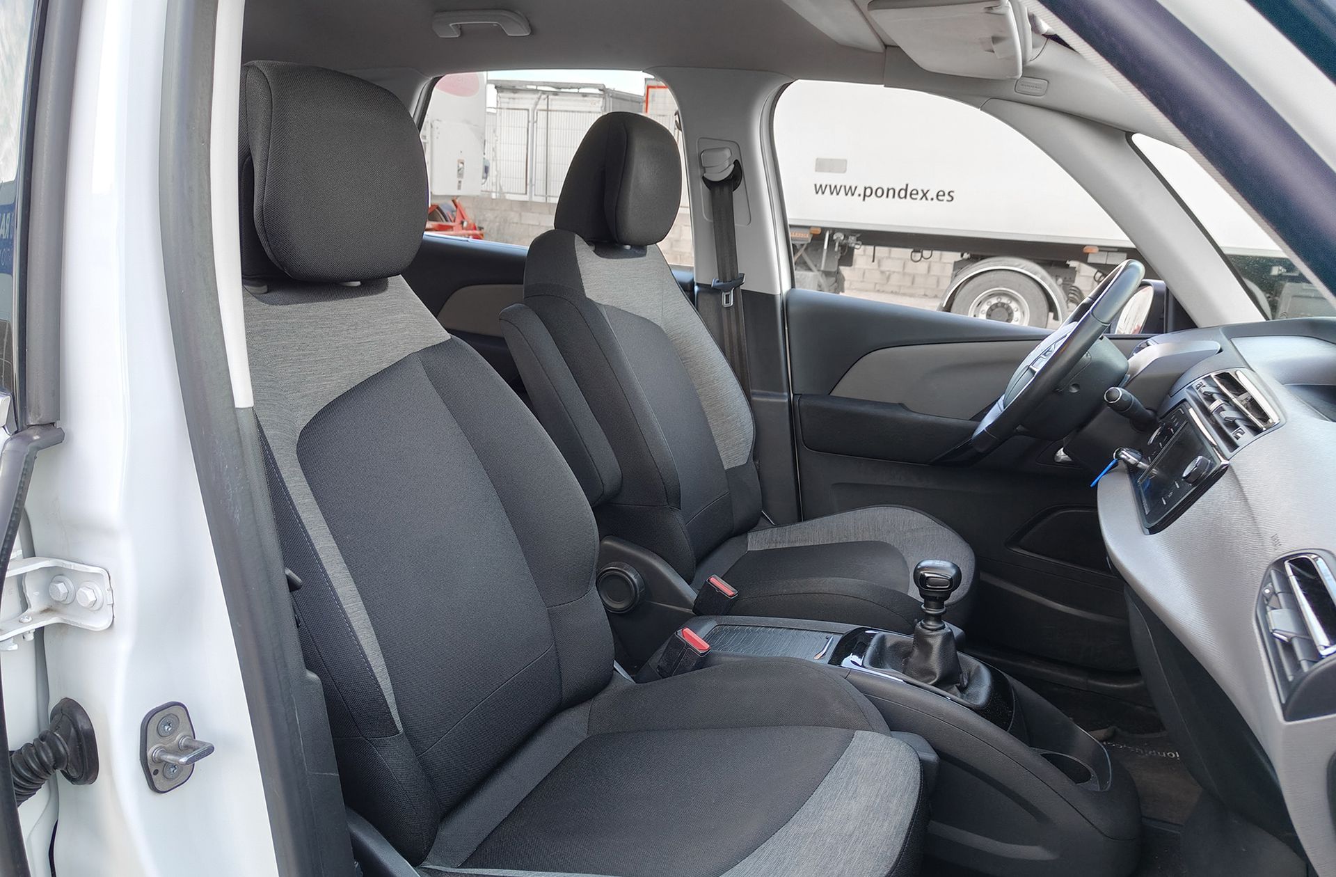 Citroën C4 Picasso BlueHDi 120 Feel - foto 20