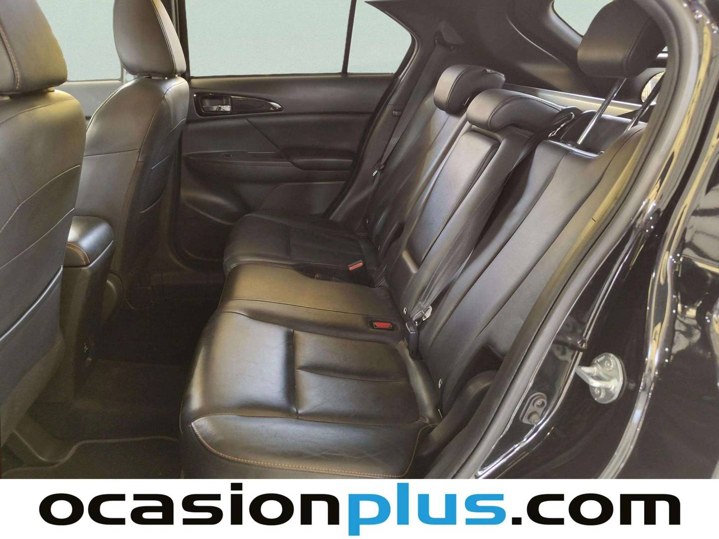 Foto asientos traseros Mitsubishi Eclipse Cross Mitsubishi Eclipse Cross 150T Kaiteki 4WD CVT (163 CV)