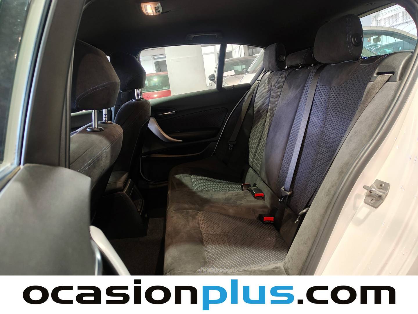 Foto asientos traseros BMW Serie 1 BMW Serie 1 118i (136 CV) Pack M