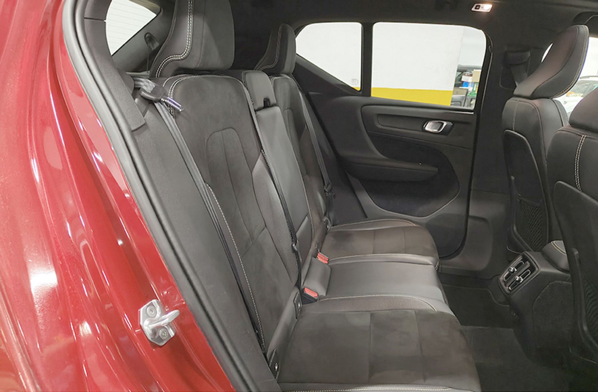 Volvo XC40 D3 R-Design - foto 20