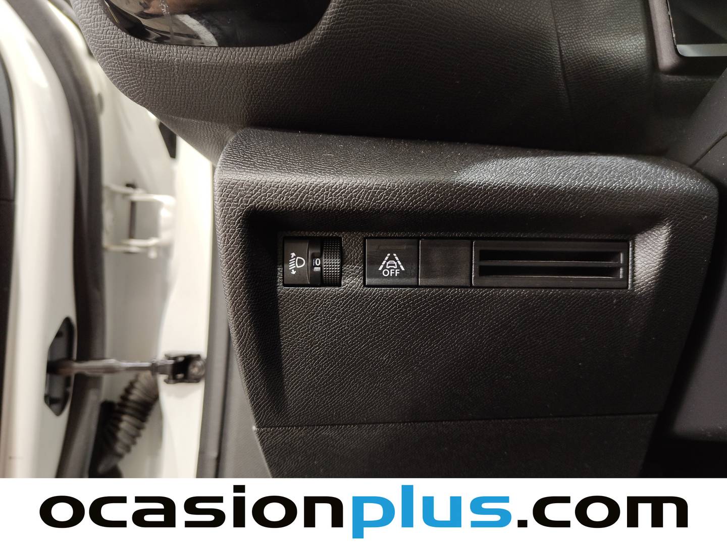 Acabados Citroën C4 Citroën C4 PureTech 130 S&S Plus EAT8 (131 CV)