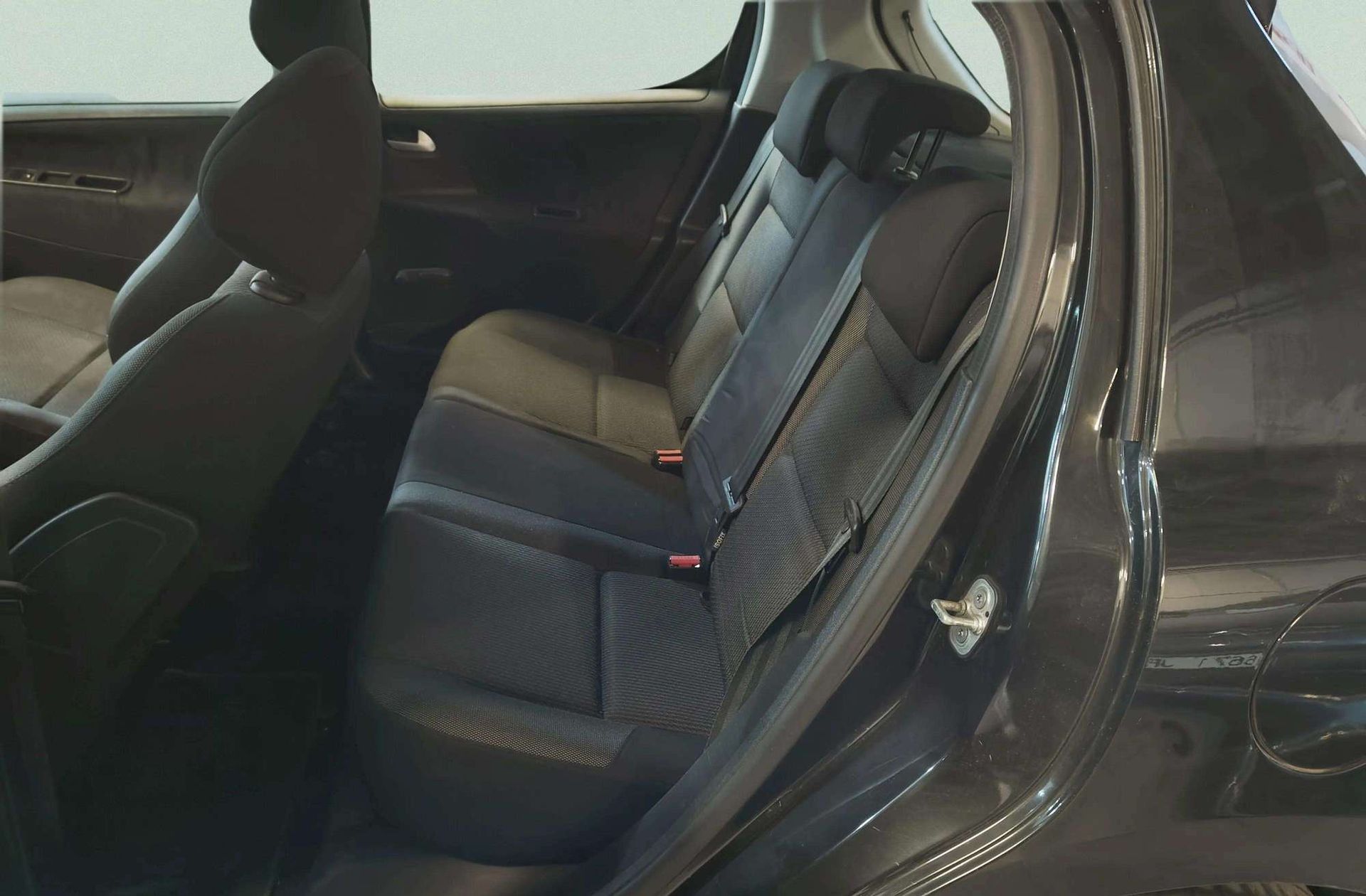 Peugeot 207 1.4 VTi 16v Confort - foto 9