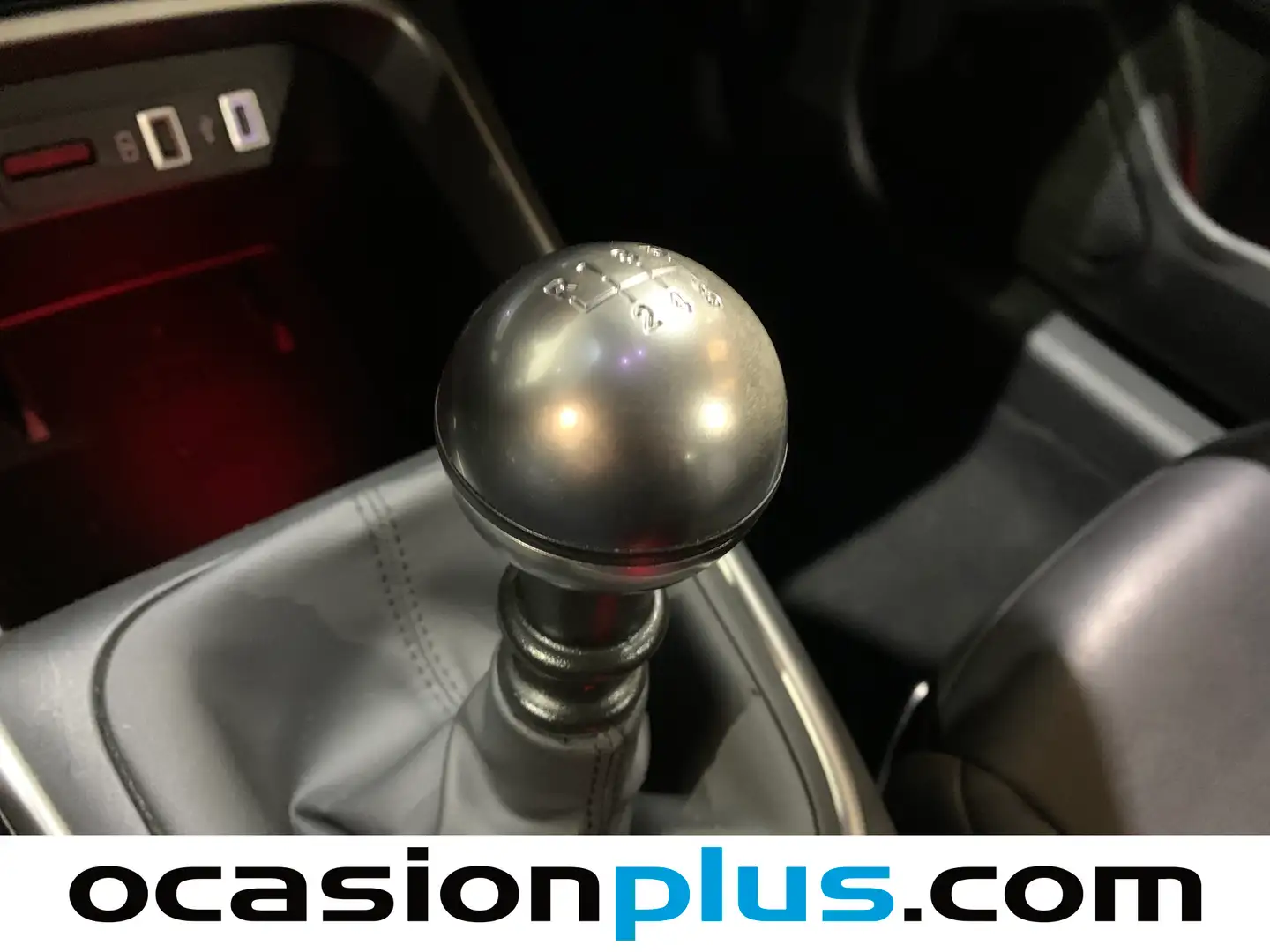 Foto Jeep Avenger Jeep Avenger 1.2 G Summit (100 CV)