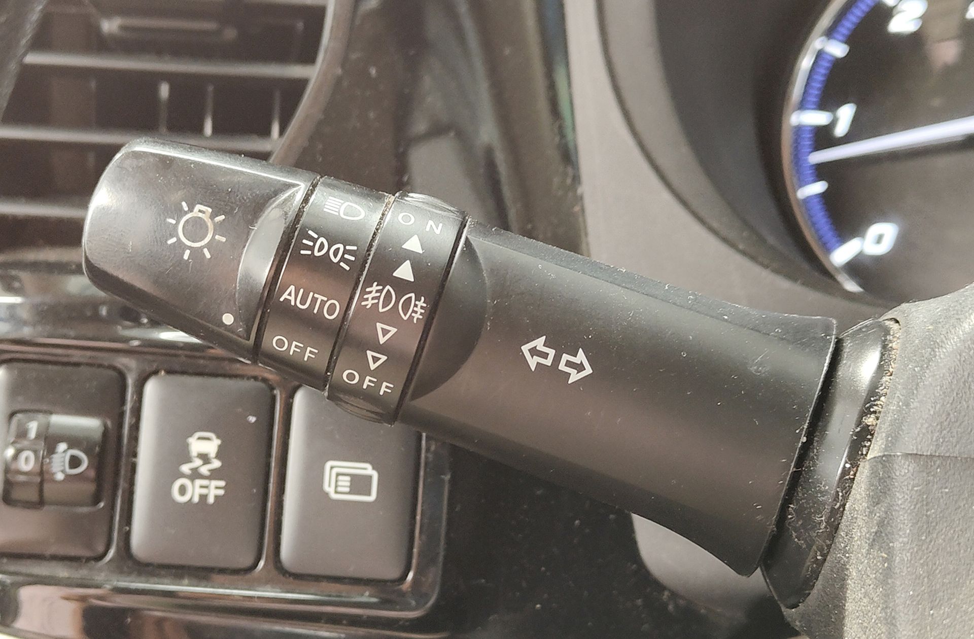Mitsubishi Outlander 220 DI-D Motion 2WD 7 plazas - foto 25