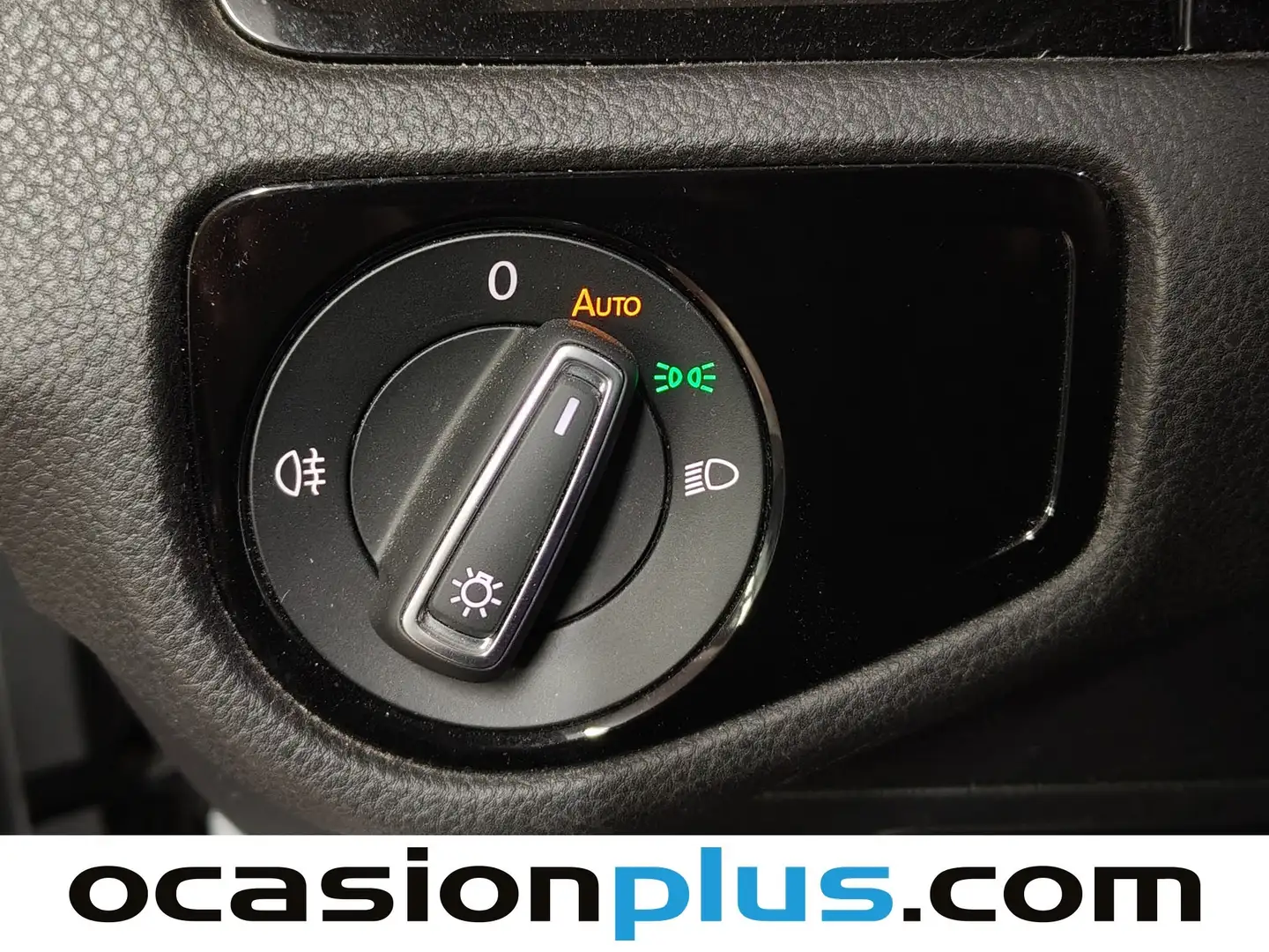 Foto Volkswagen Golf Volkswagen Golf Variant Variant Sport 1.5 TSI EVO (150 CV) DSG Pack R-LINE