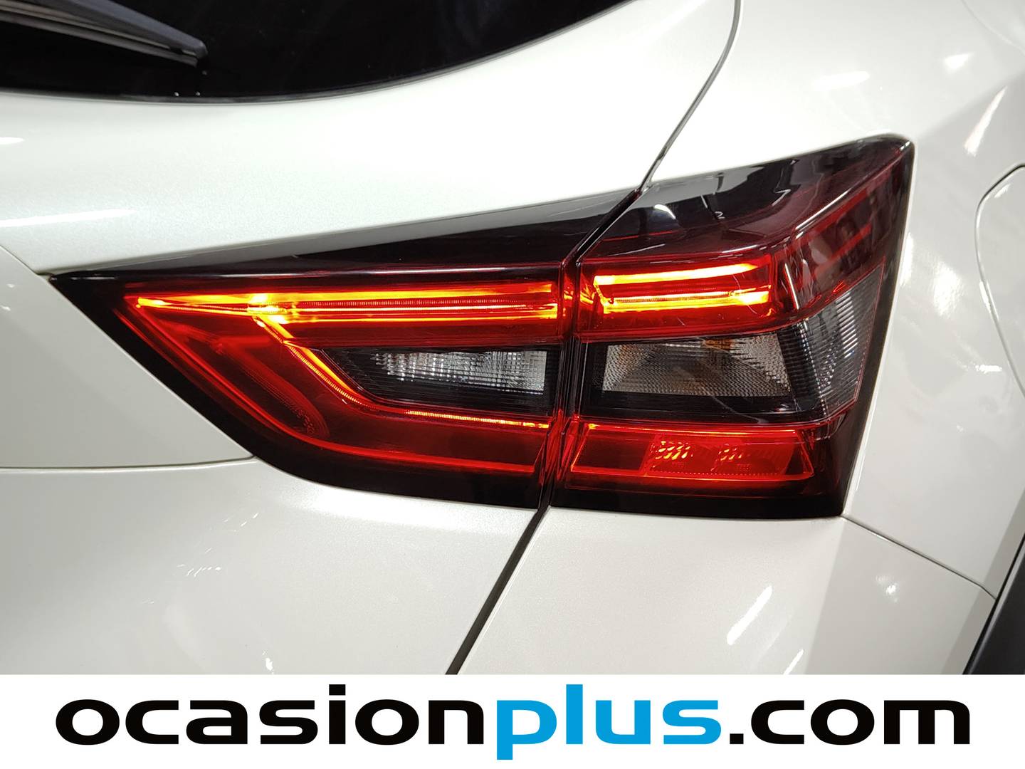 Foto Nissan JUKE Nissan Juke DIG-T N-Design Black (114 CV)