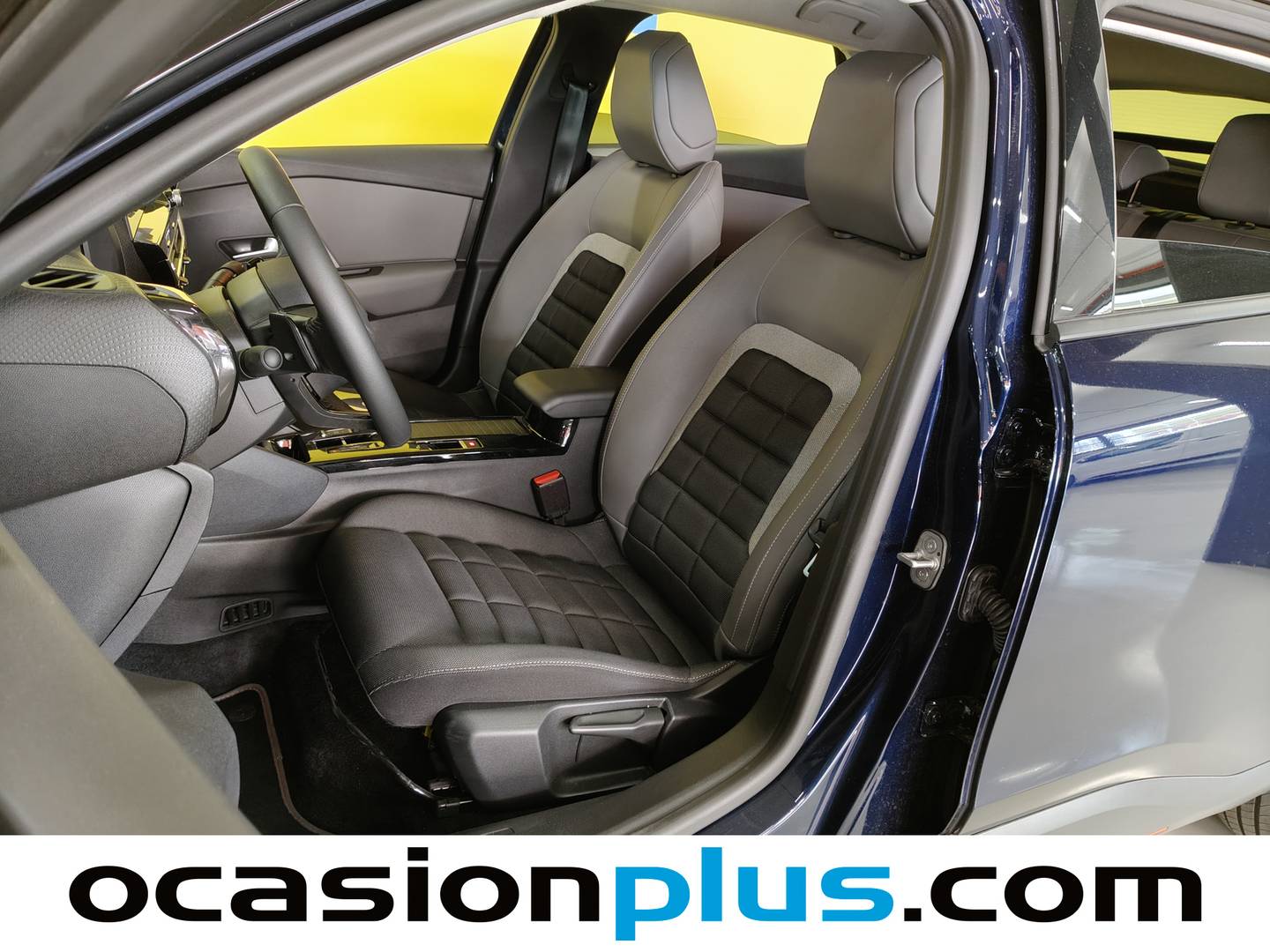 Citroën C4 Citroën C4 Collection Hybrid ë-DCS6 (145 CV) 145cv