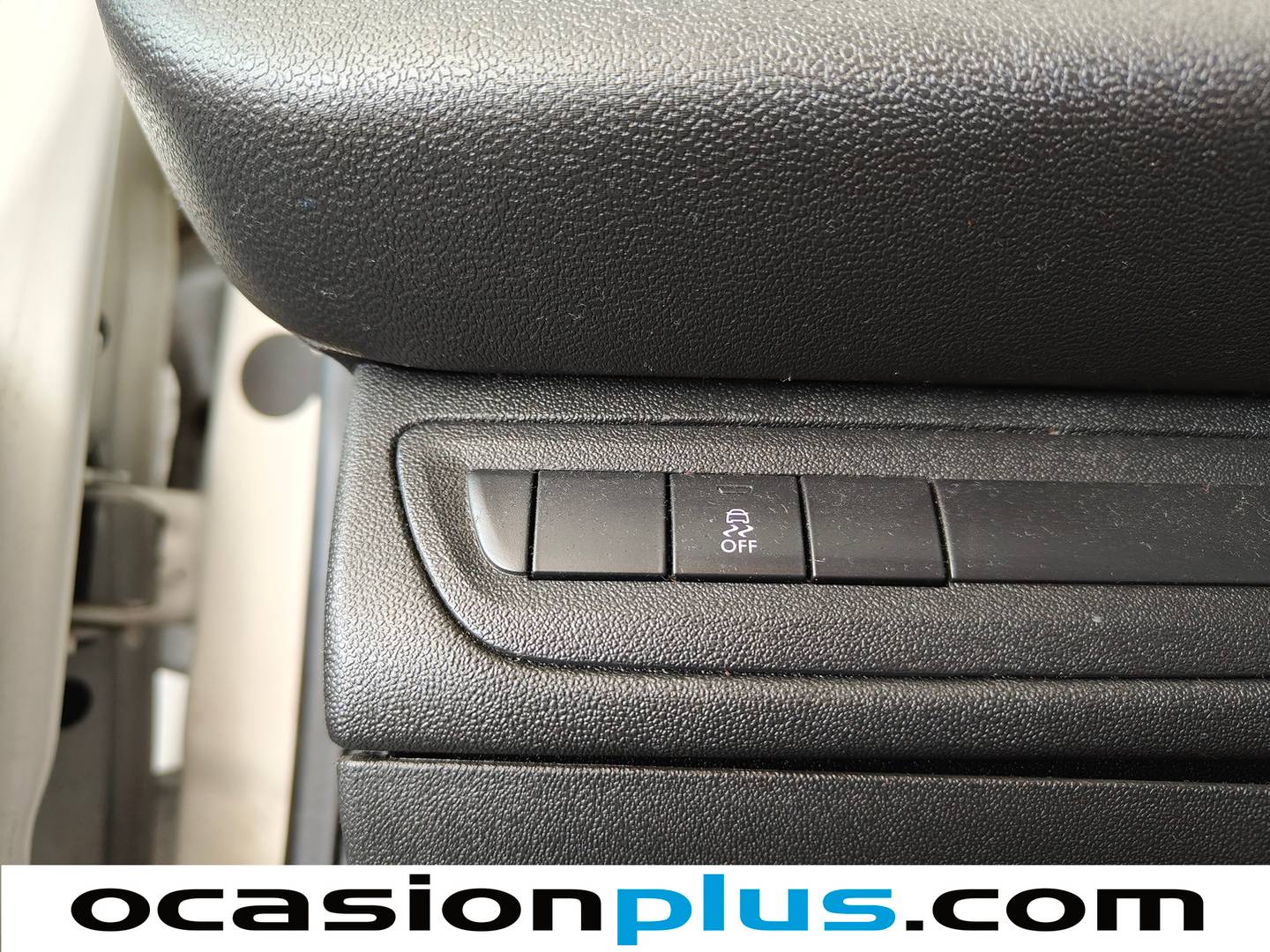 Peugeot 208 Peugeot 208 1.6 BlueHDI Active (75 CV) 75cv