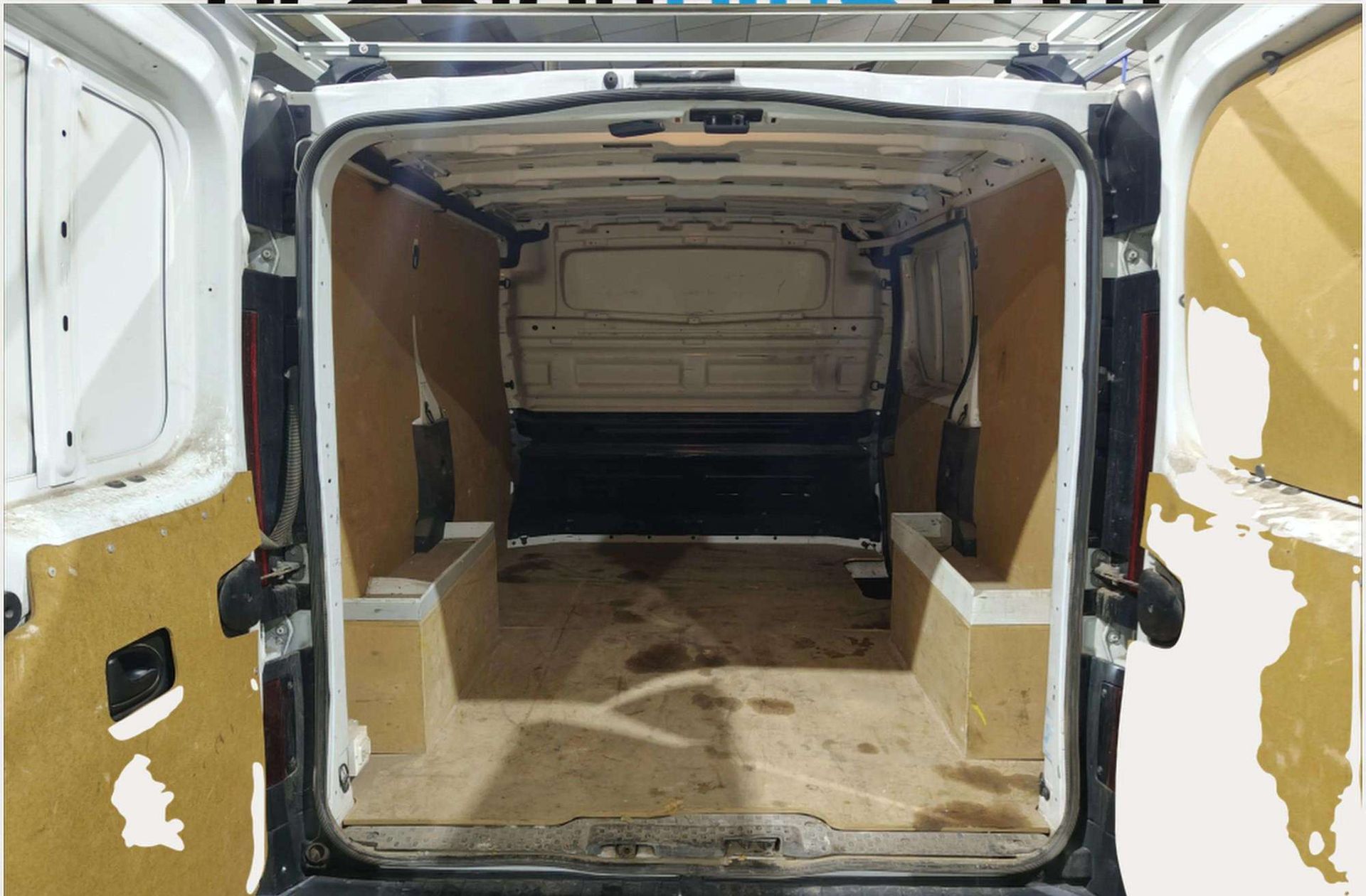 Nissan NV300 2.0 dCi L1H1 1T Optima - foto 14