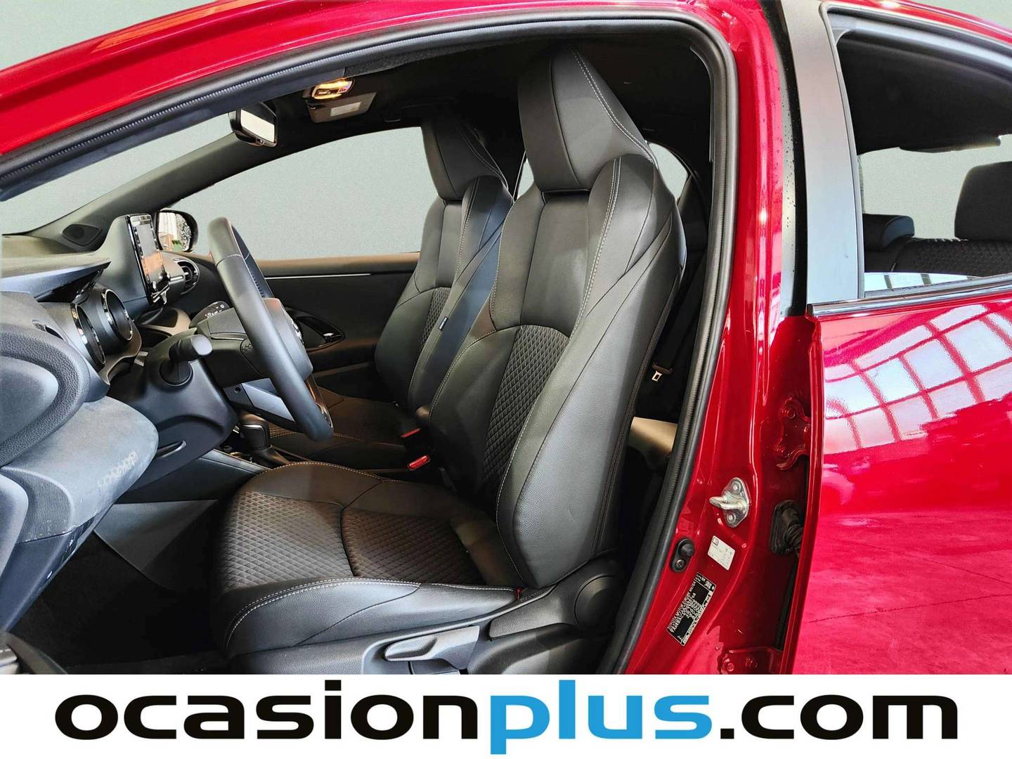 Foto asientos delanteros Toyota Yaris Toyota Yaris 120H Style (116 CV)