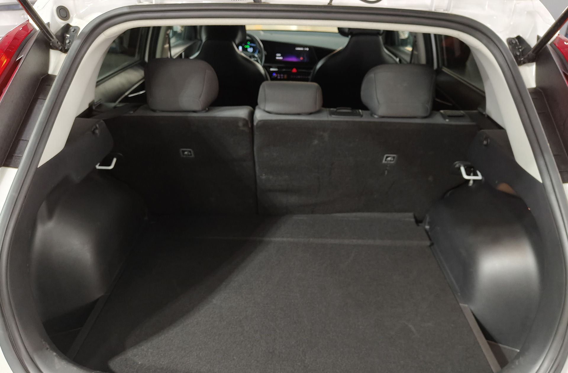 Kia Niro 1.6 GDi HEV Concept - foto 15