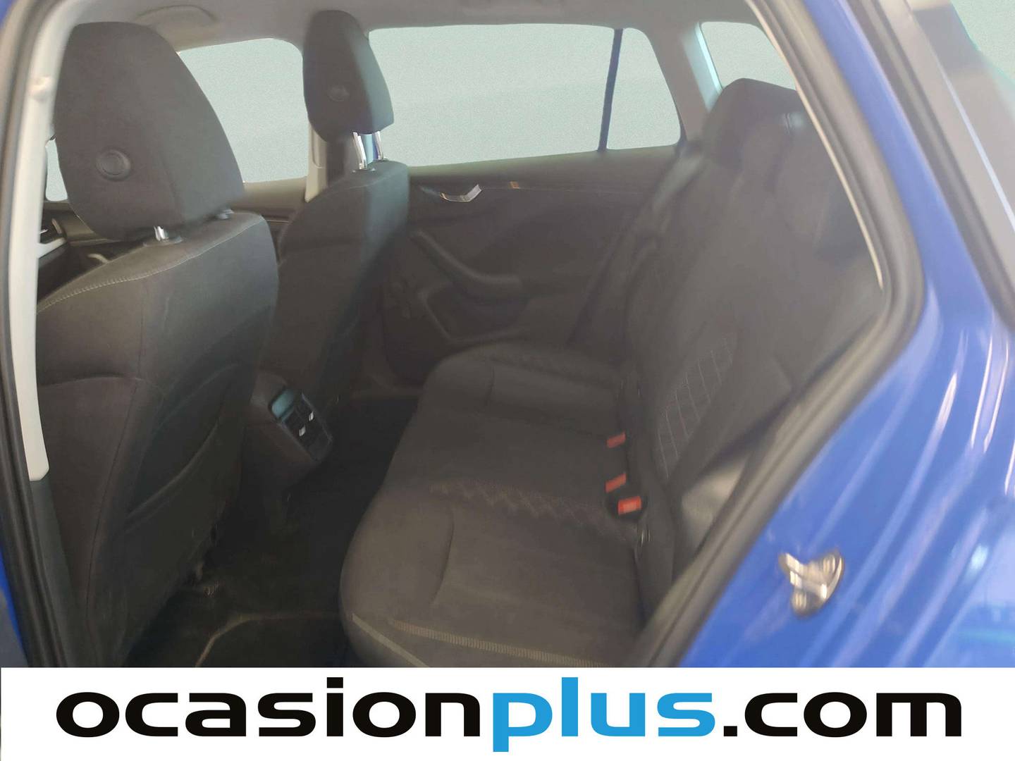 Foto asientos traseros Skoda Kamiq Skoda Kamiq 1.0 TSI Emotion DSG (110 CV)