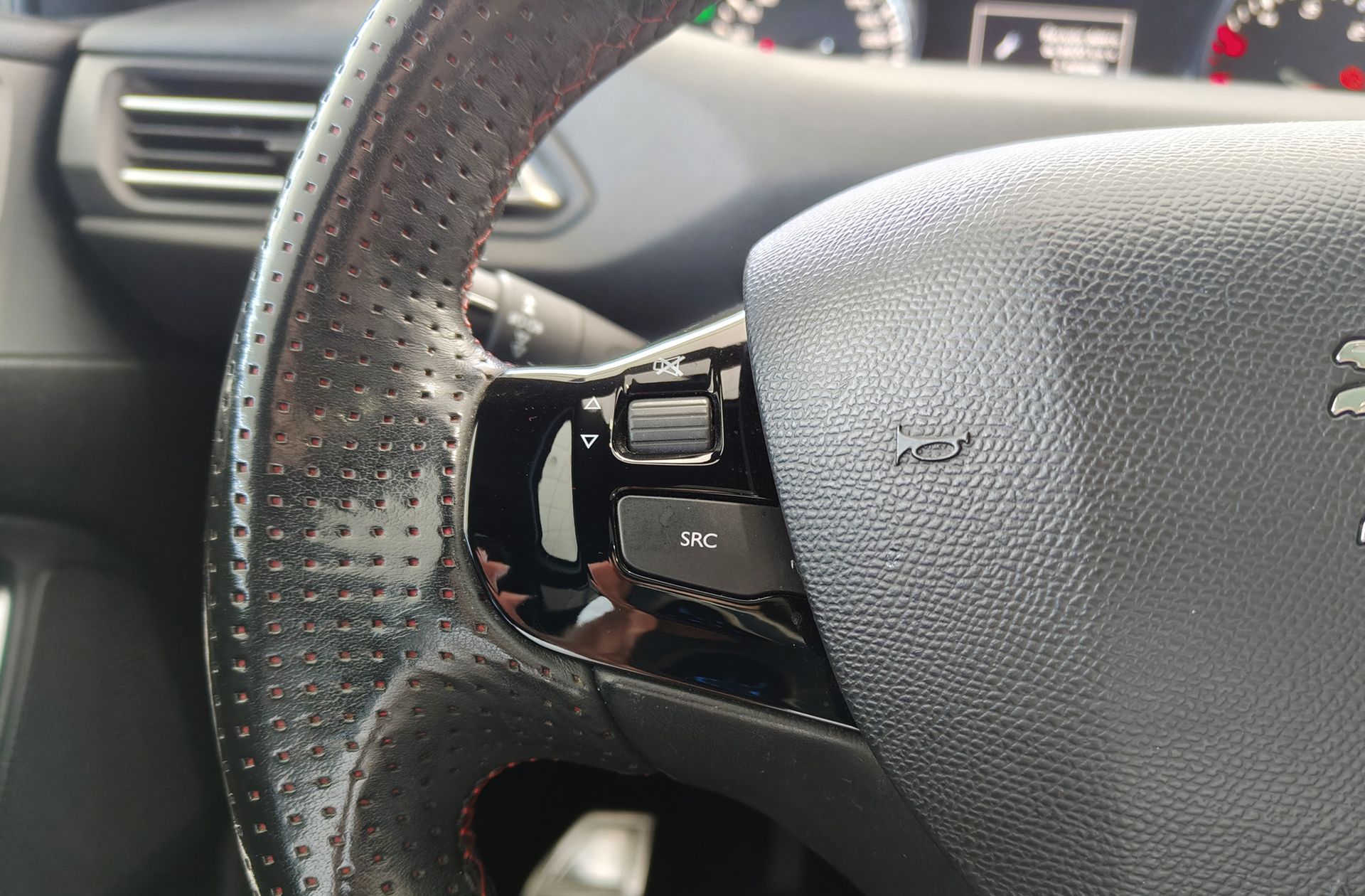 Peugeot 308 SW 2.0 BlueHDi GT Line - foto 36