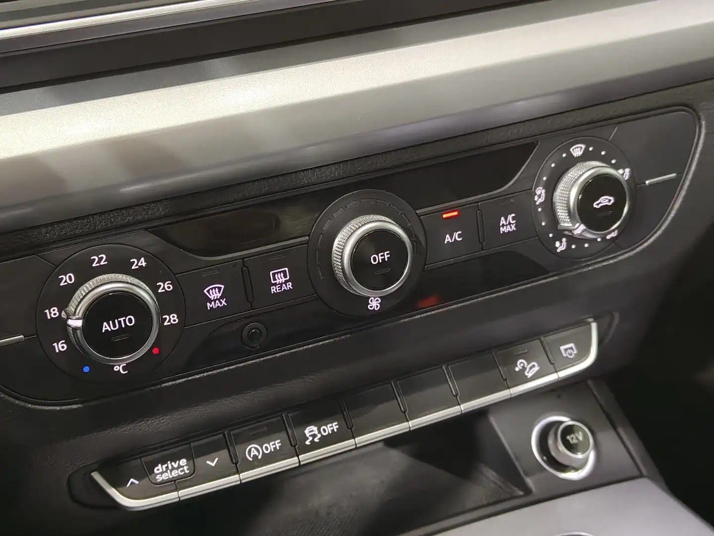 Foto Audi Q5 Audi Q5 40 TDI quattro (190 CV) S tronic