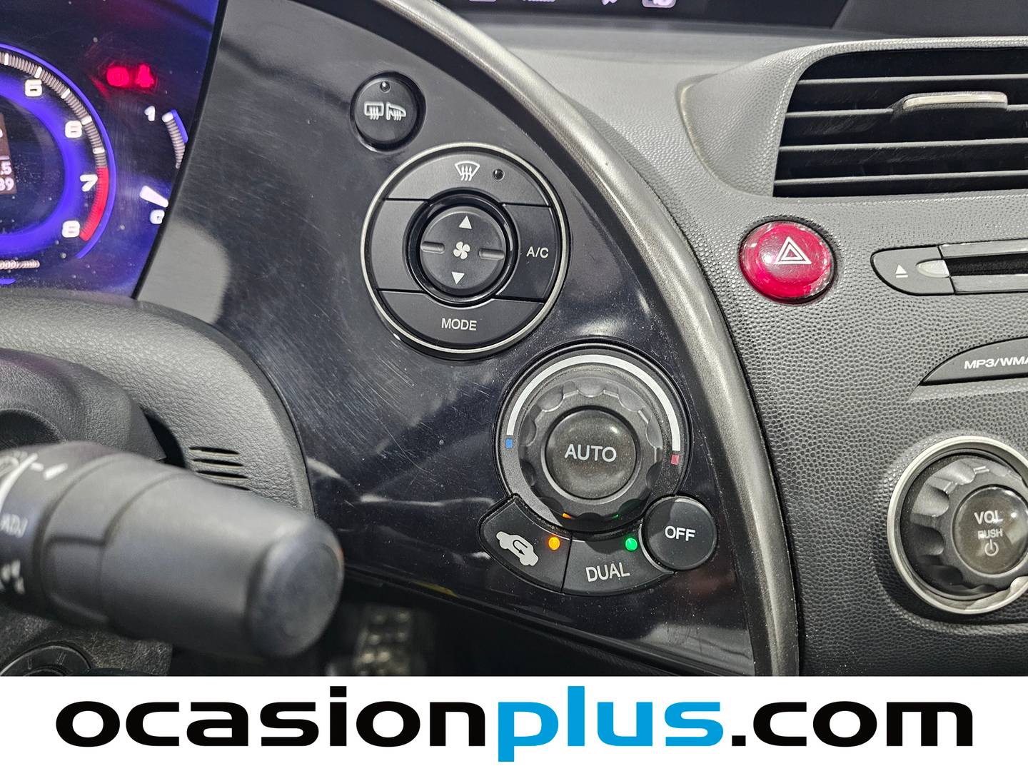 Extras del Honda Civic Honda Civic 1.8 I-VTEC Executive Textil i-SHIFT (140 CV)