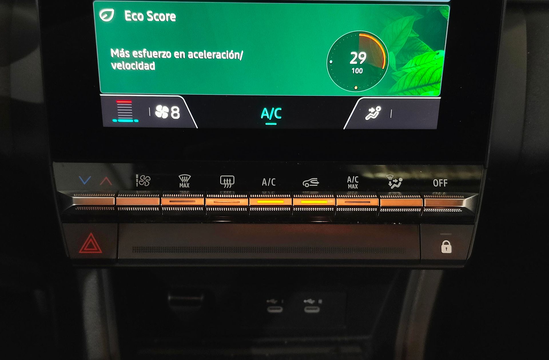 Renault Captur Evolution full hybrid E-Tech - foto 32