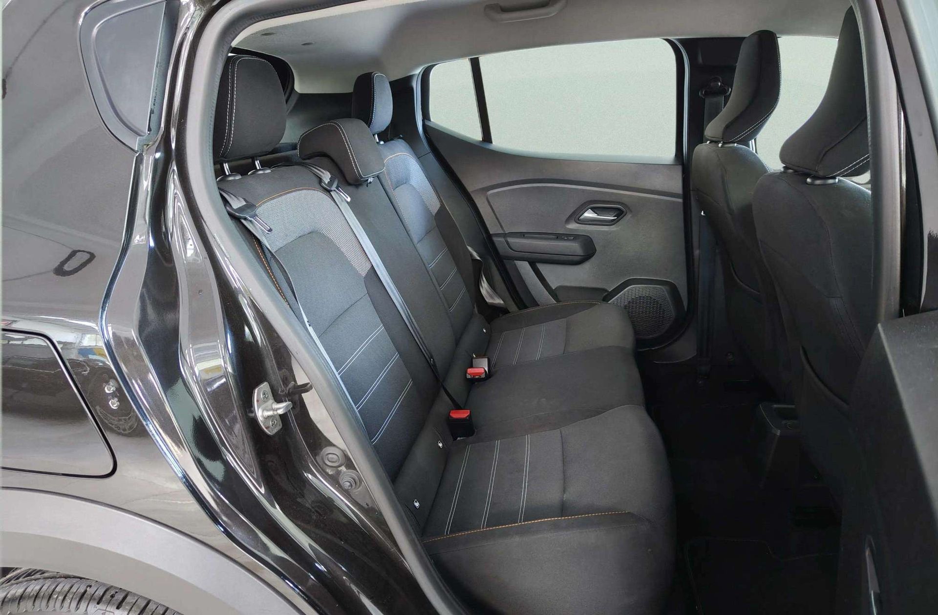 Dacia Sandero Stepway Comfort TCe - foto 18