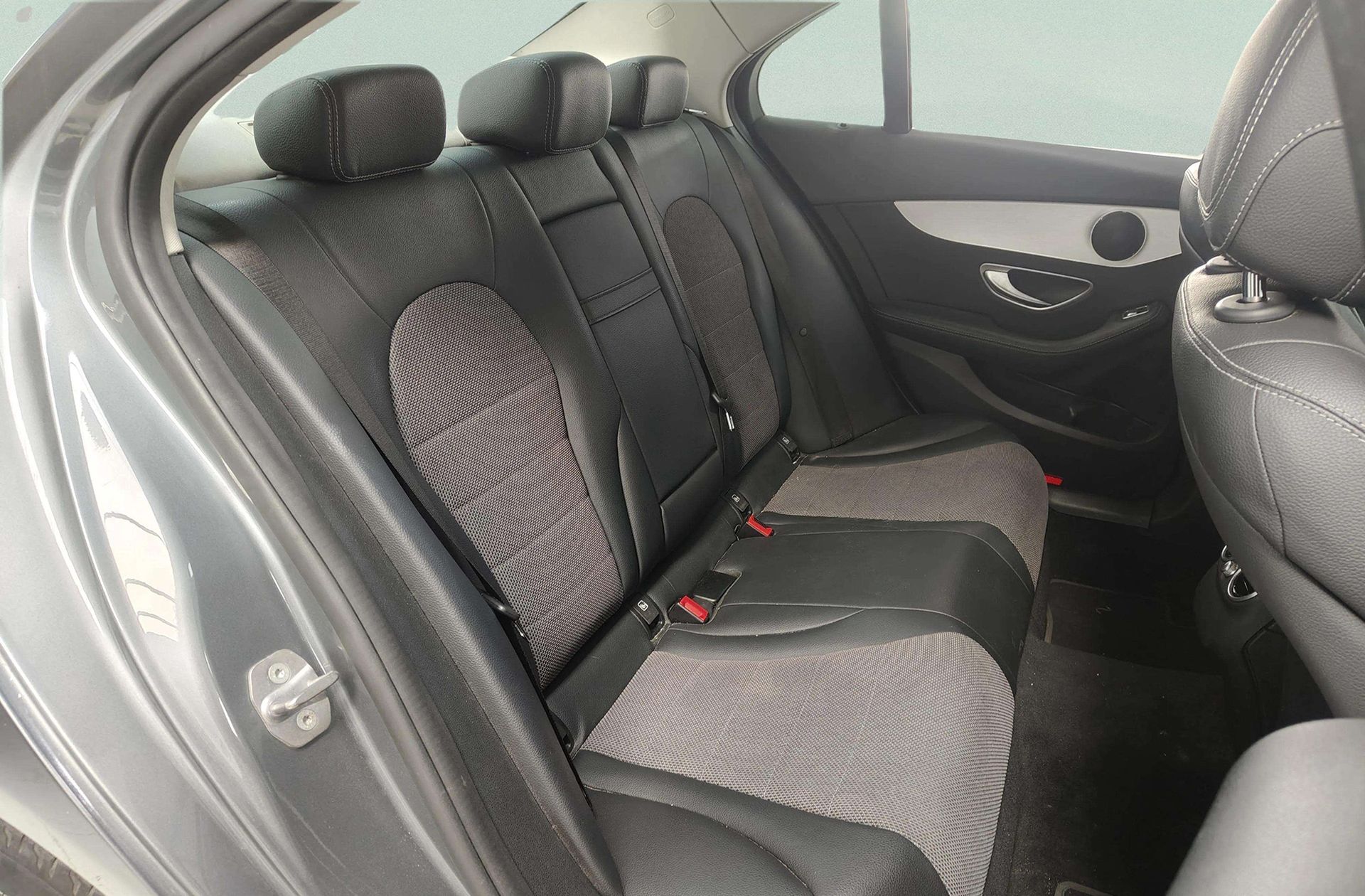 Mercedes-Benz Clase C 220 d - foto 16