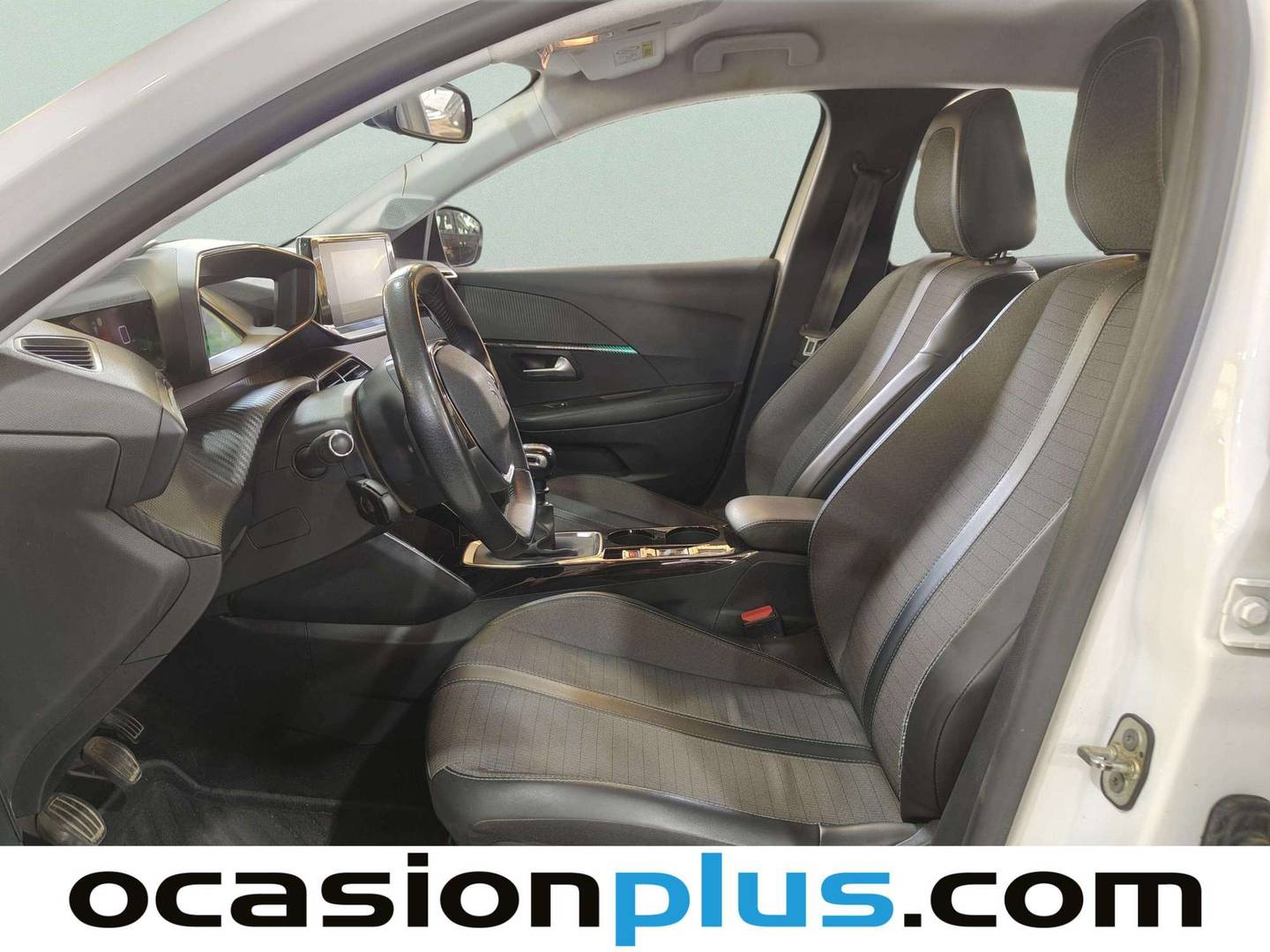Foto asientos delanteros Peugeot 208 Peugeot 208 PureTech 100 Allure (100 CV)